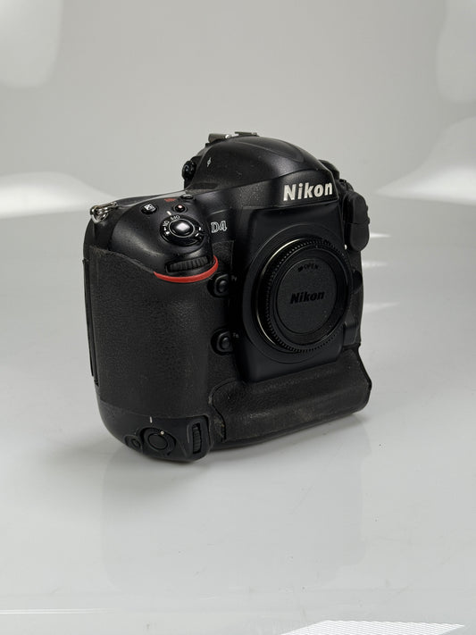 Nikon D4S DSLR 16.2MP Digital Camera Body full frame