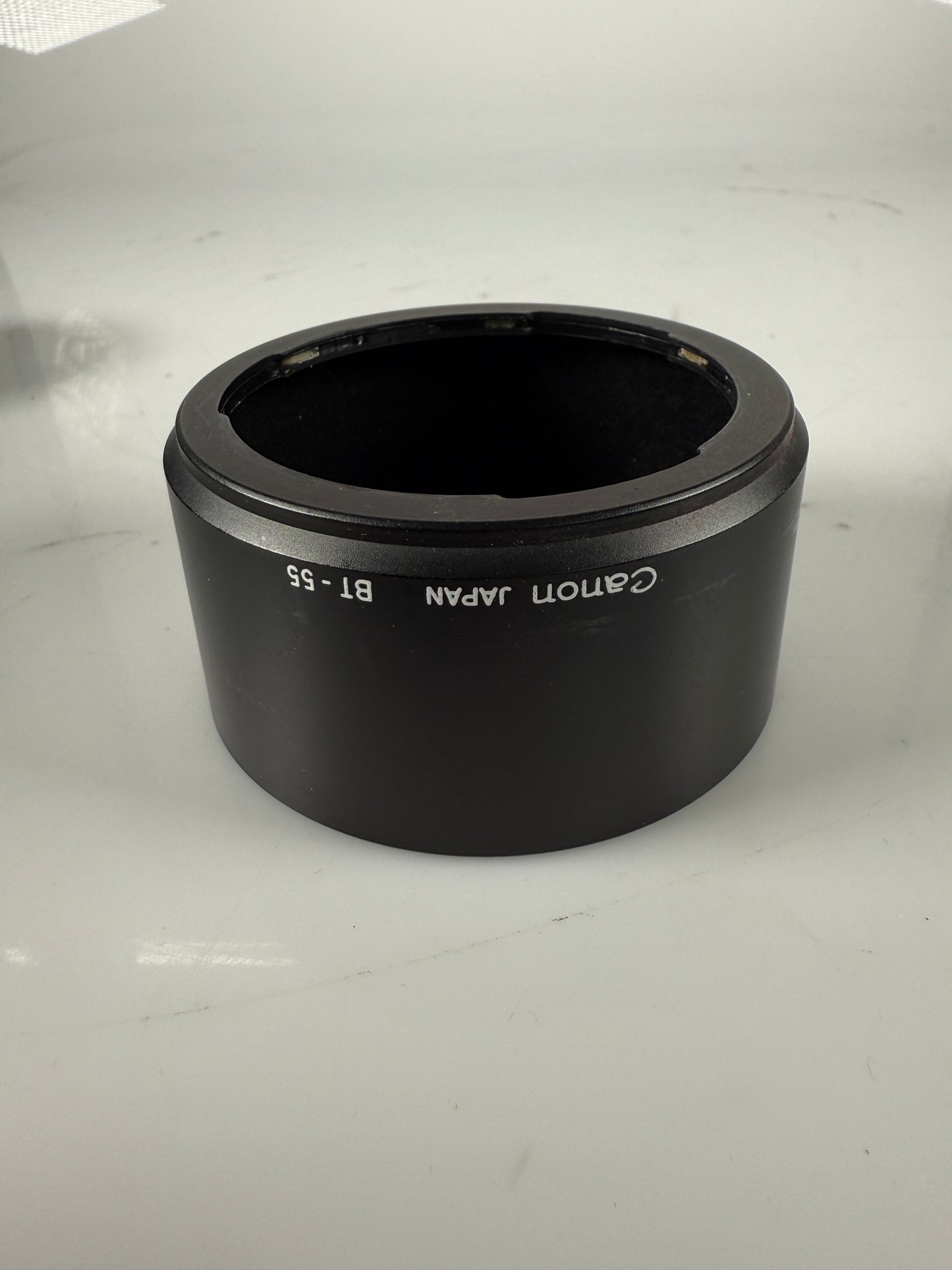 Canon BT-55 Lens Hood (for FD 85mm f1.8, FD 100mm f2.8, FD 135mm f3.5)