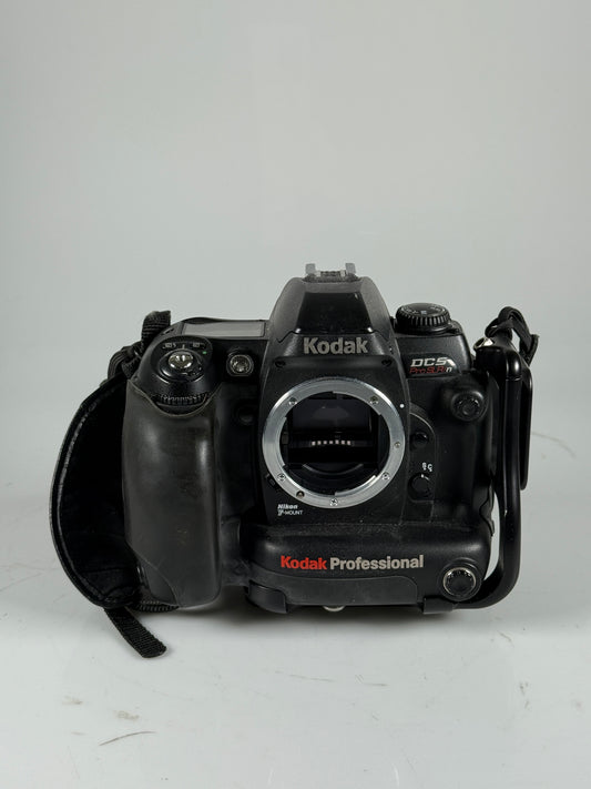 KODAK PRO SLR N PRO SLR/N DIGITAL CAMERA BODY NIKON MOUNT RARE