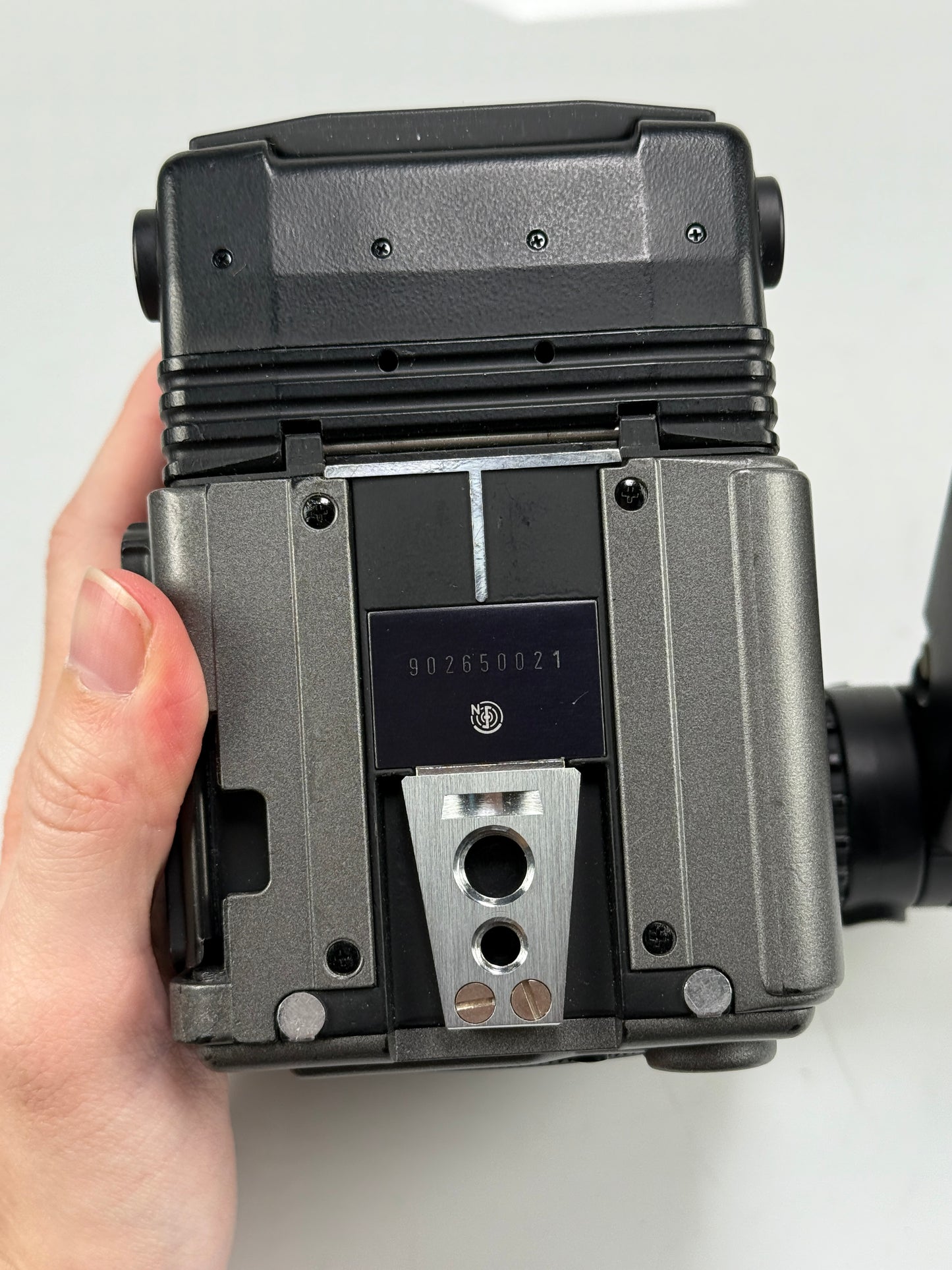 Rolleiflex - 6003 SRC 1000 Medium Format Film Camera 6x6 body w/ 120 back