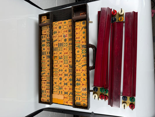 RARE Vintage Mahjong Mah Jong Jongg Bakelite Set with case 147 tiles