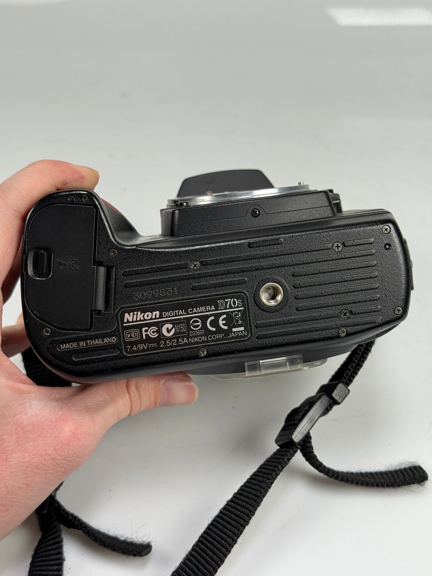 Nikon D70s Digital SLR Camera Body black