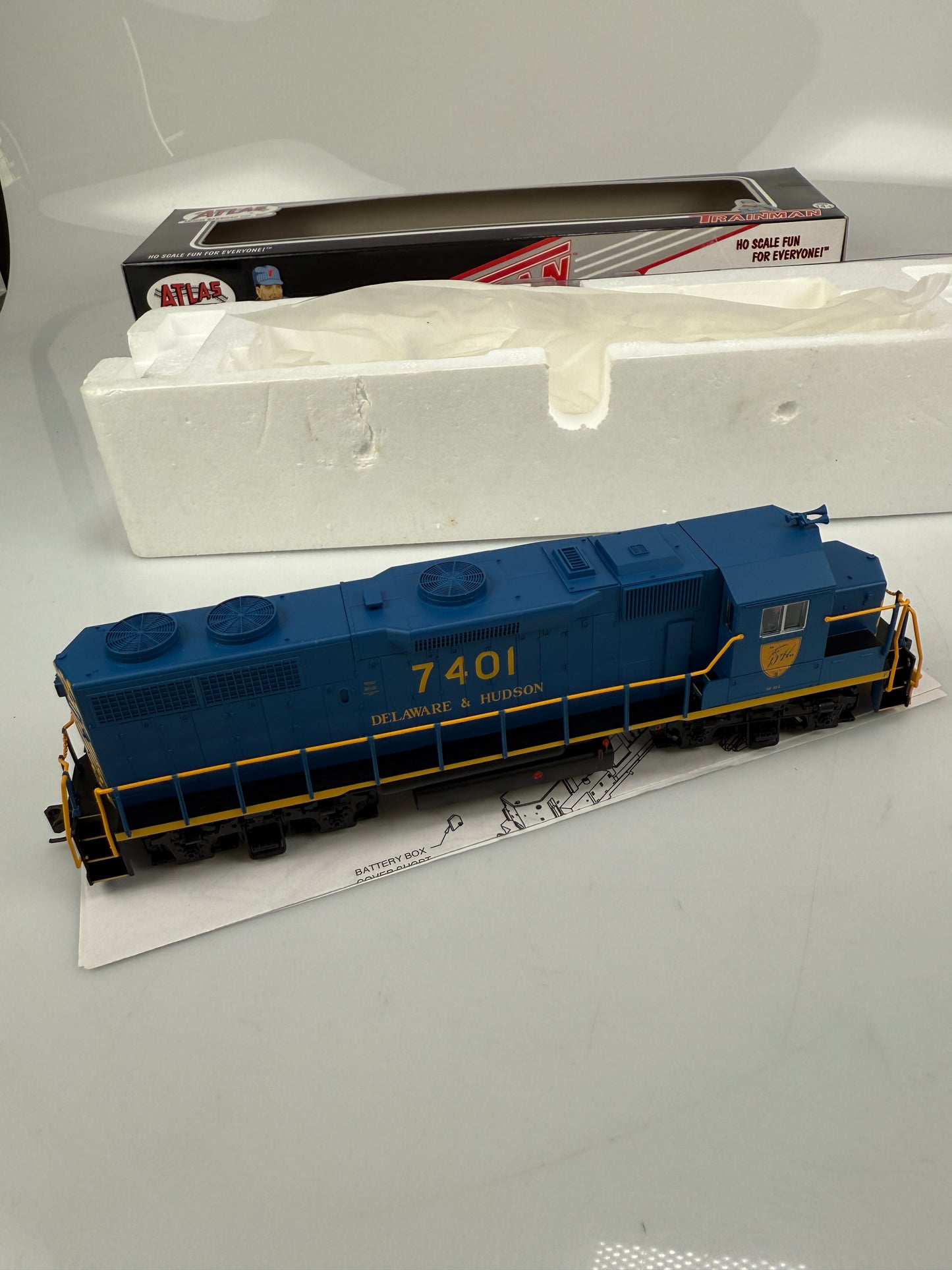 Atlas HO Delaware & Hudson 480 GP39-2 PH1 Locomotive # 7401