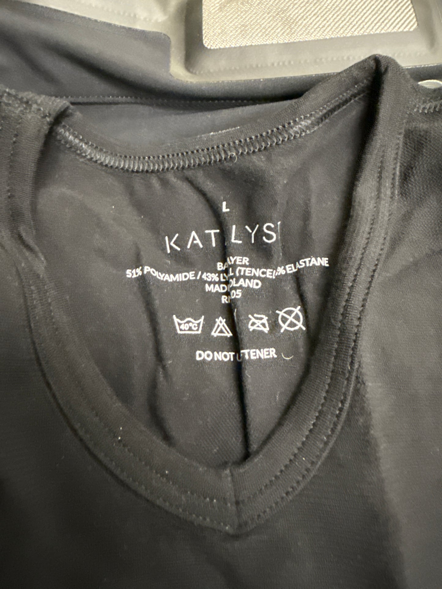 Complete Katalyst EMS Body Training System; Suit - L, Base layer, arms Size M