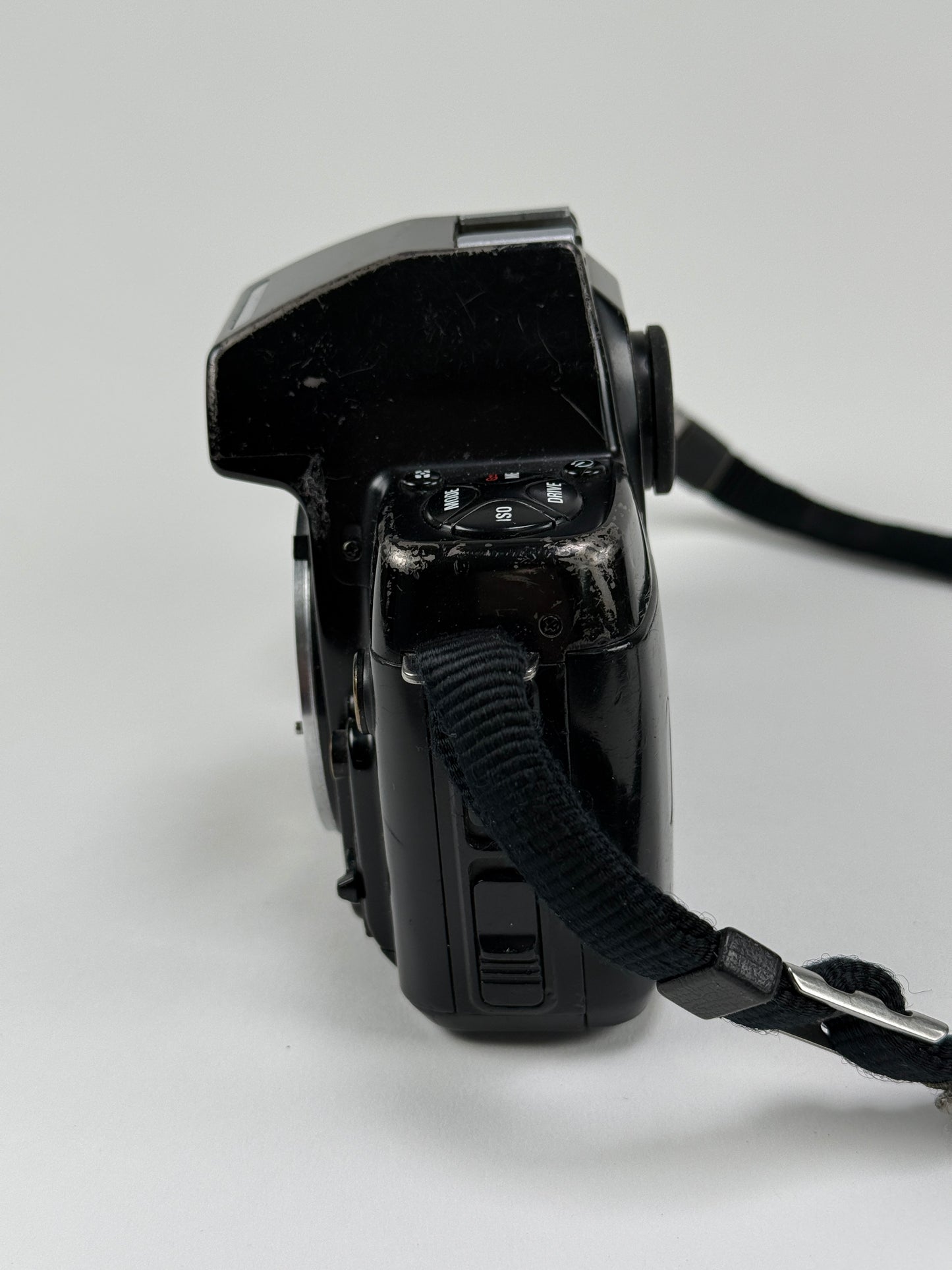 Nikon N8008 AF SLR 35mm Film Camera Body