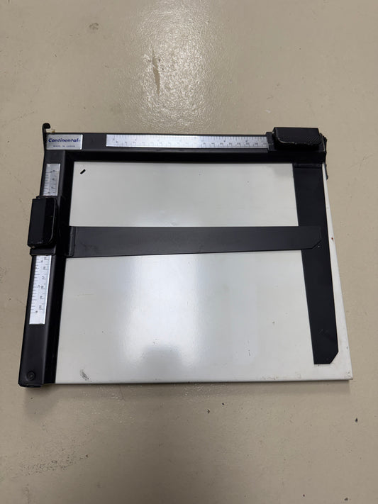 Continental Vintage Darkroom Photo Printing Easel 8x10 Adjustable Blades