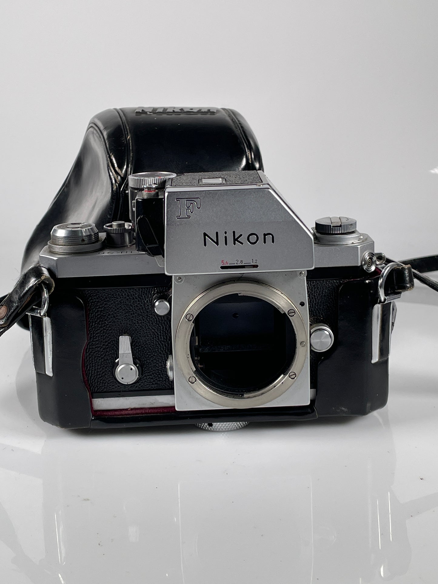 Nikon F Photomic FTN 35mm SLR Chrome Camera Body with case