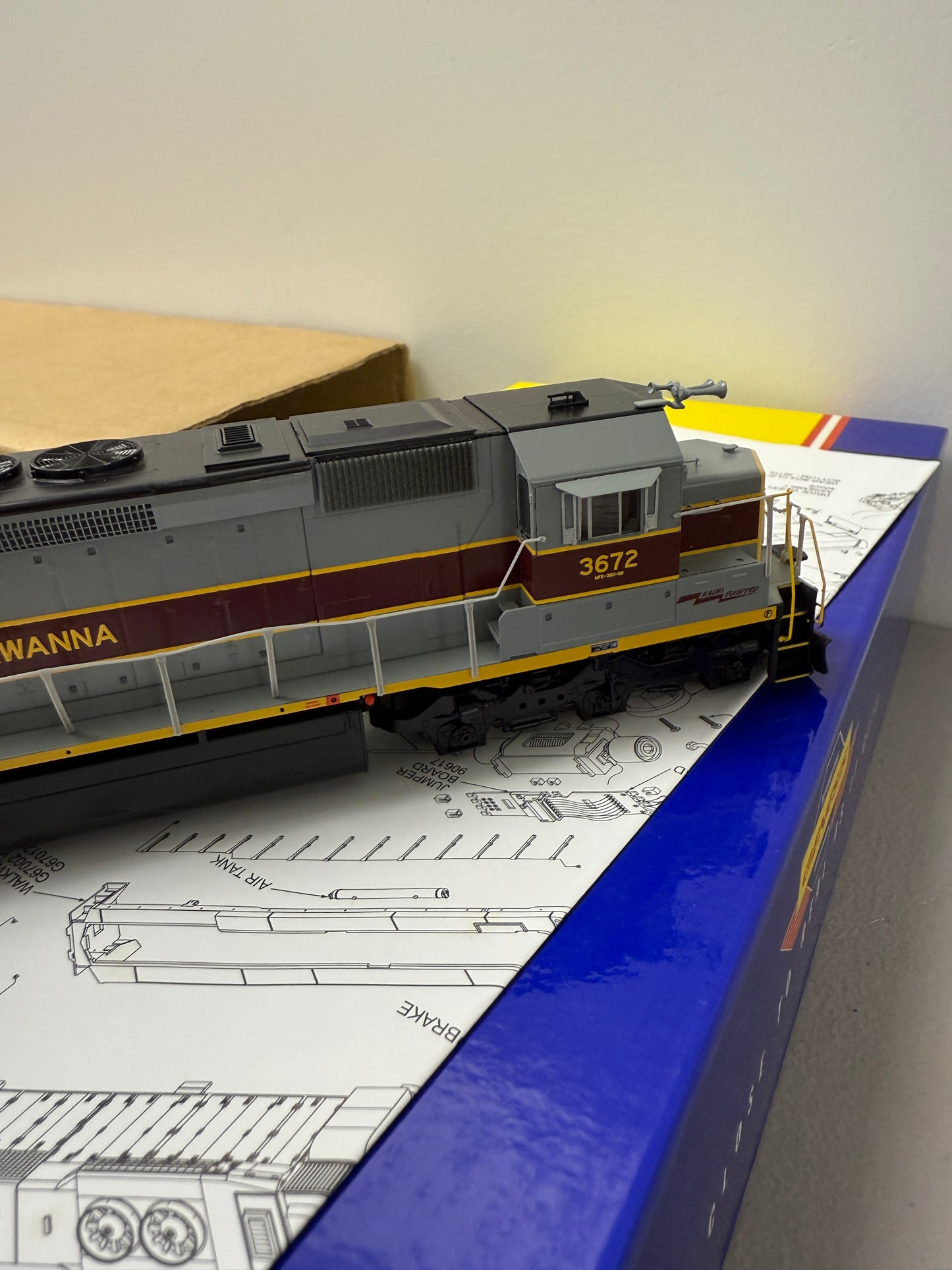 HO ATHEARN GENESIS G67060 SD45-2 ERIE LACKAWANNA Locomotive 3672