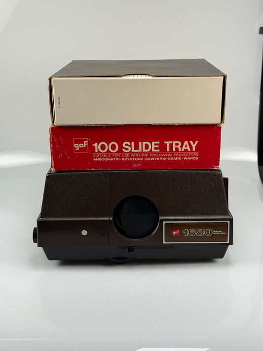 Vintage GAF 1680 Slide Projector Complete w/Tray+ Power Cord