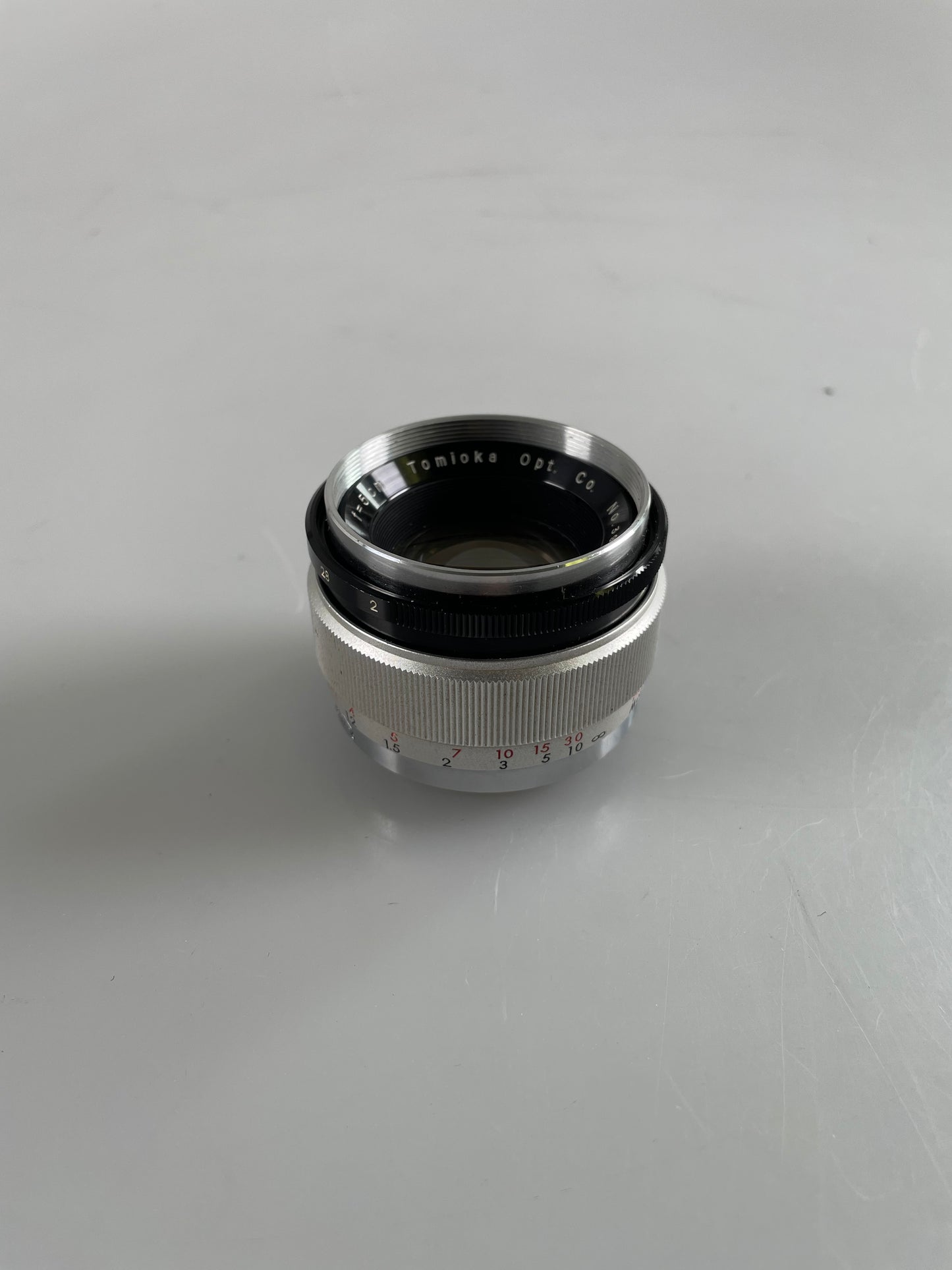 Tominon 5cm 50mm f2 Tomioka M-42 mount lens