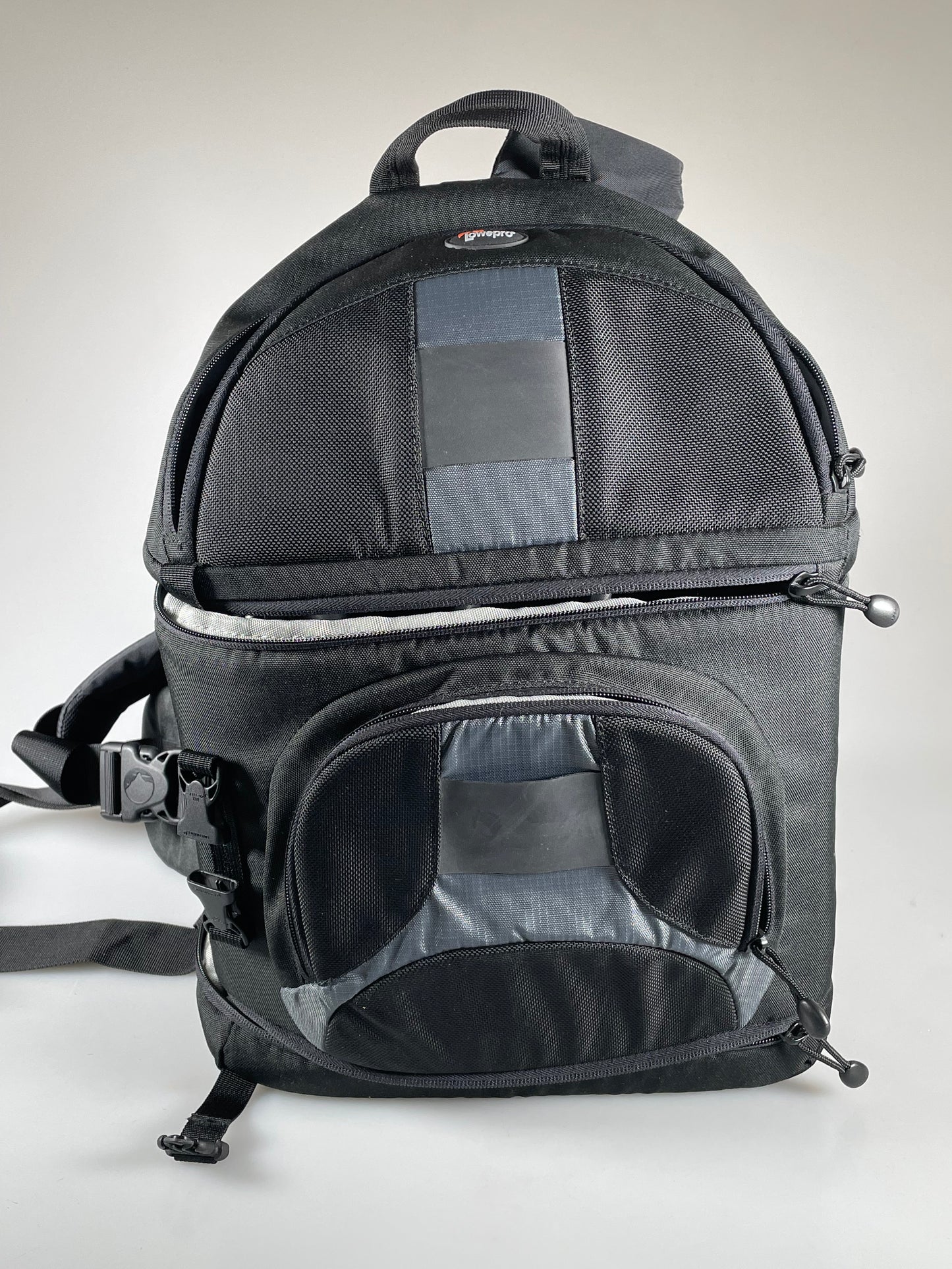 Lowepro Slingshot 300 AW - All Weather DSLR Sling Black Camera Bag
