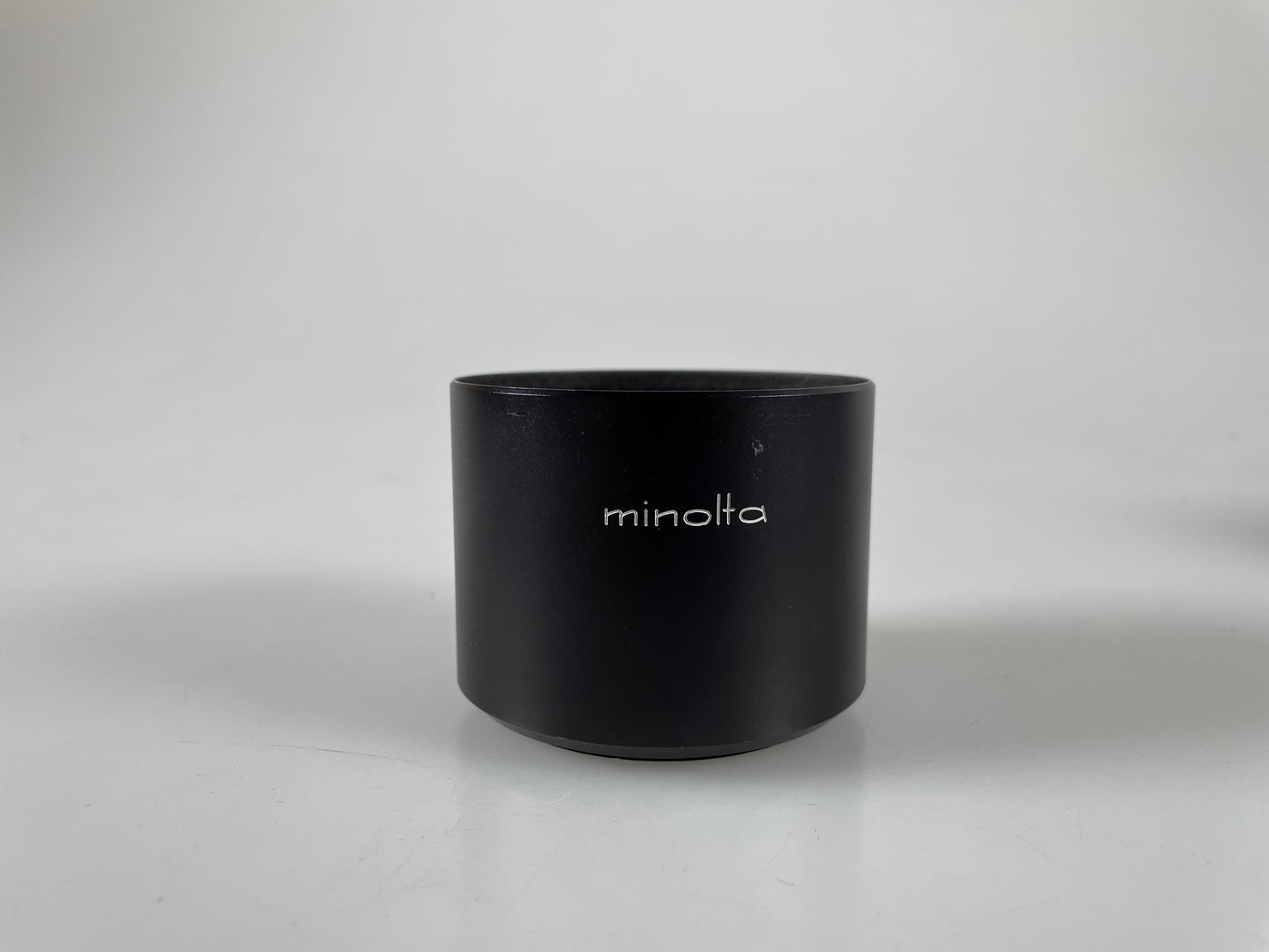 Minolta Metal hood for MC 100-200mm F5.6