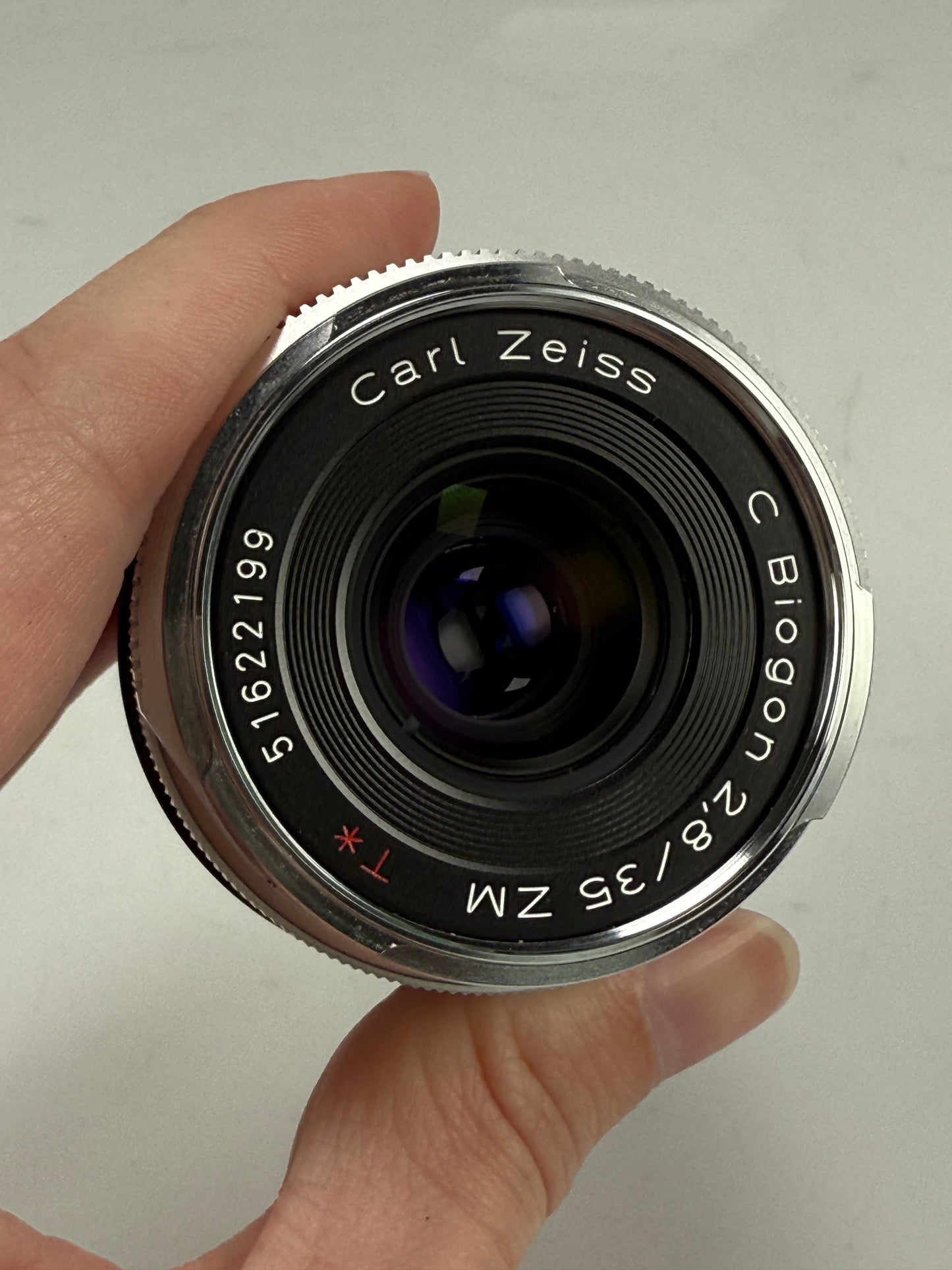 Carl Zeiss C Biogon 35mm f2.8 ZM Silver Chrome for Leica M