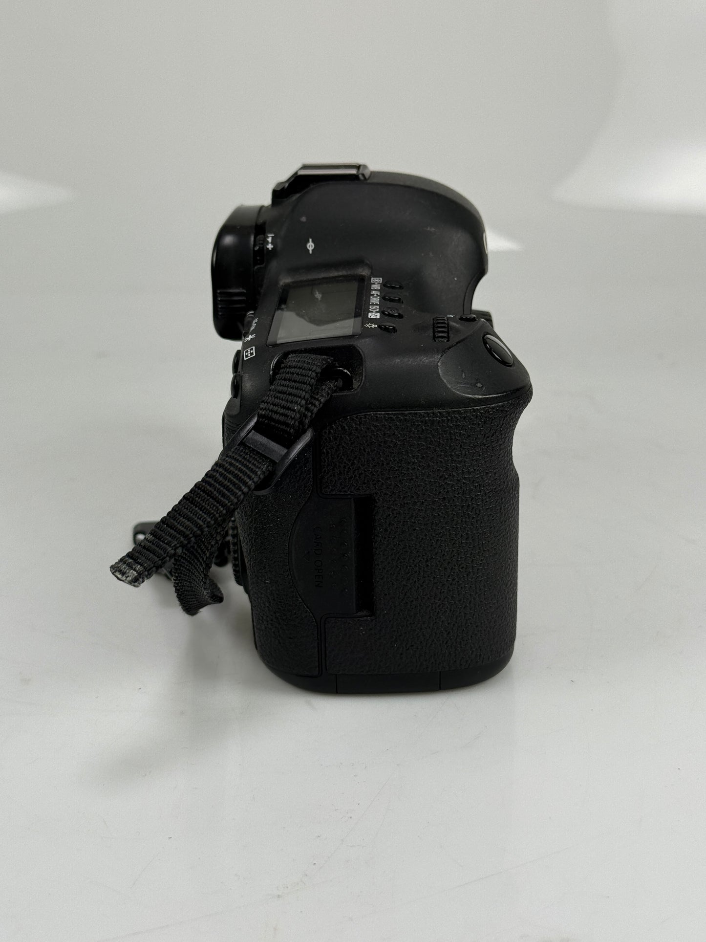 Canon 5D Mark III digital camera SLR Body full frame