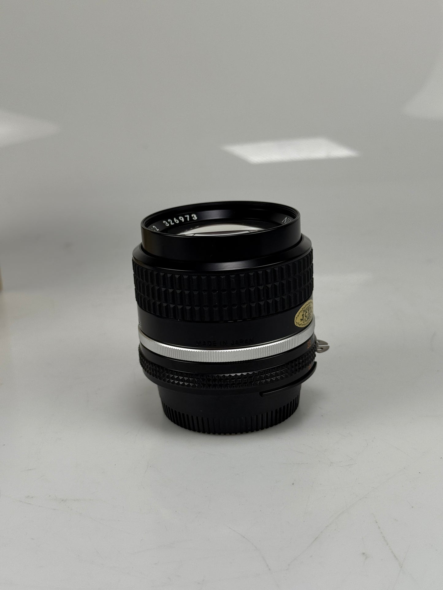 Nikon Ai-s Ais Nikkor 85mm f2 Telephoto MF Lens