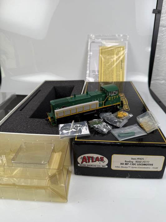 ATLAS master gold 9425 RDG reading MP-15DC Diesel 2777 locomotive w/ DCC & Sound