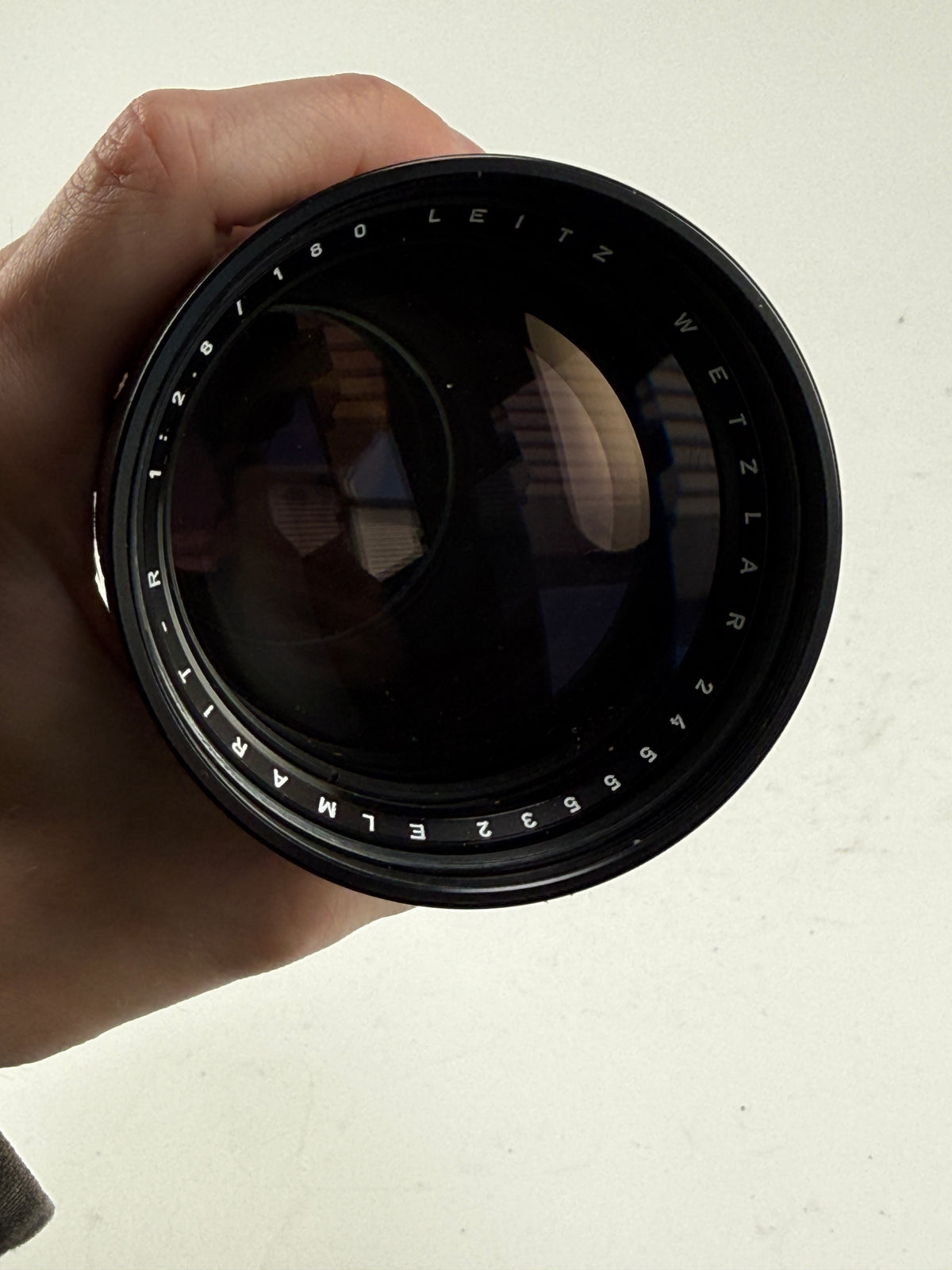 Leica 180mm f2.8 Elmarit-R Telephoto 2 Cam R Lens
