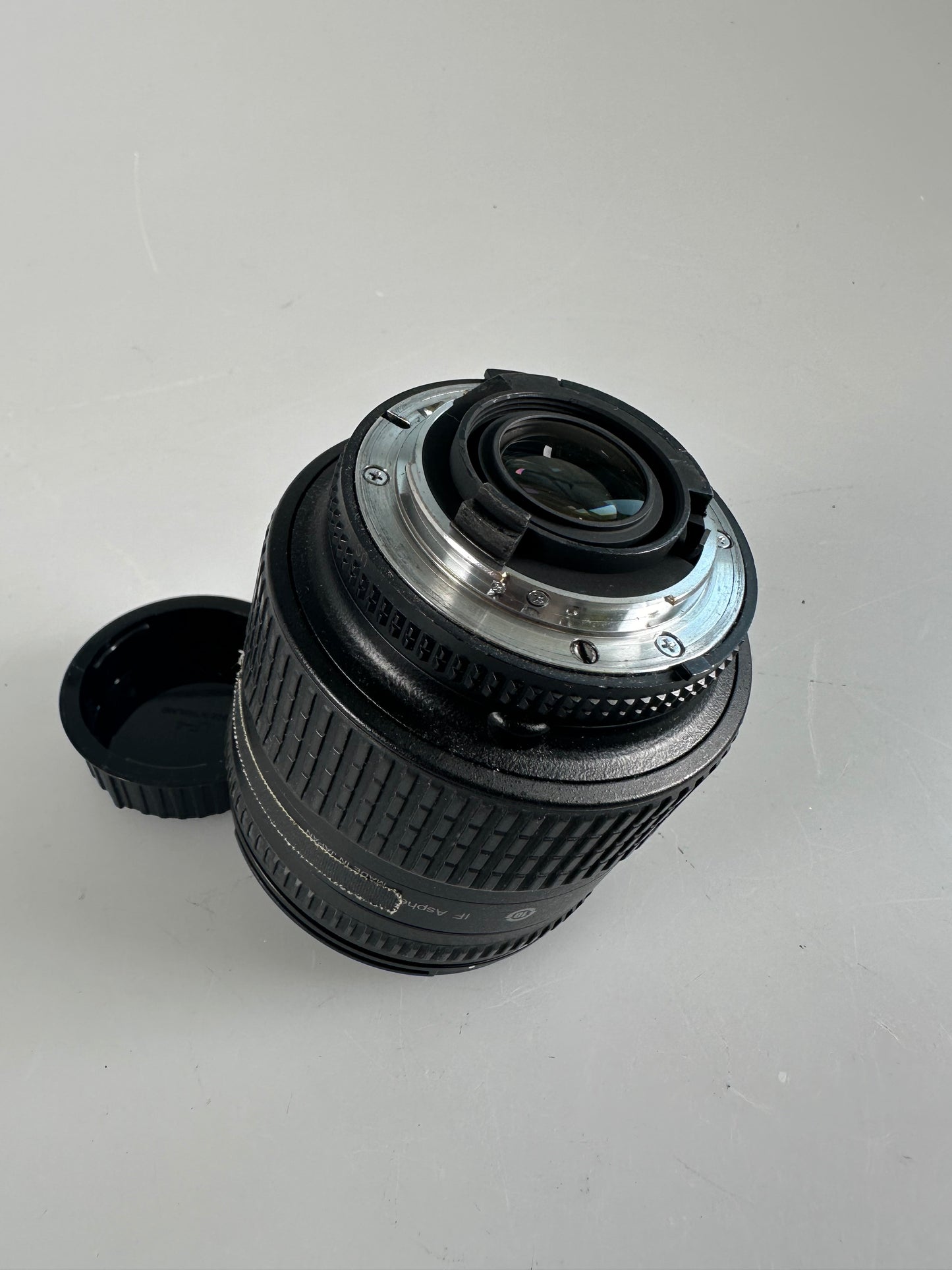 Nikon Nikkor AF 24-85mm f2.8-4 D IF ASPH Macro Lens