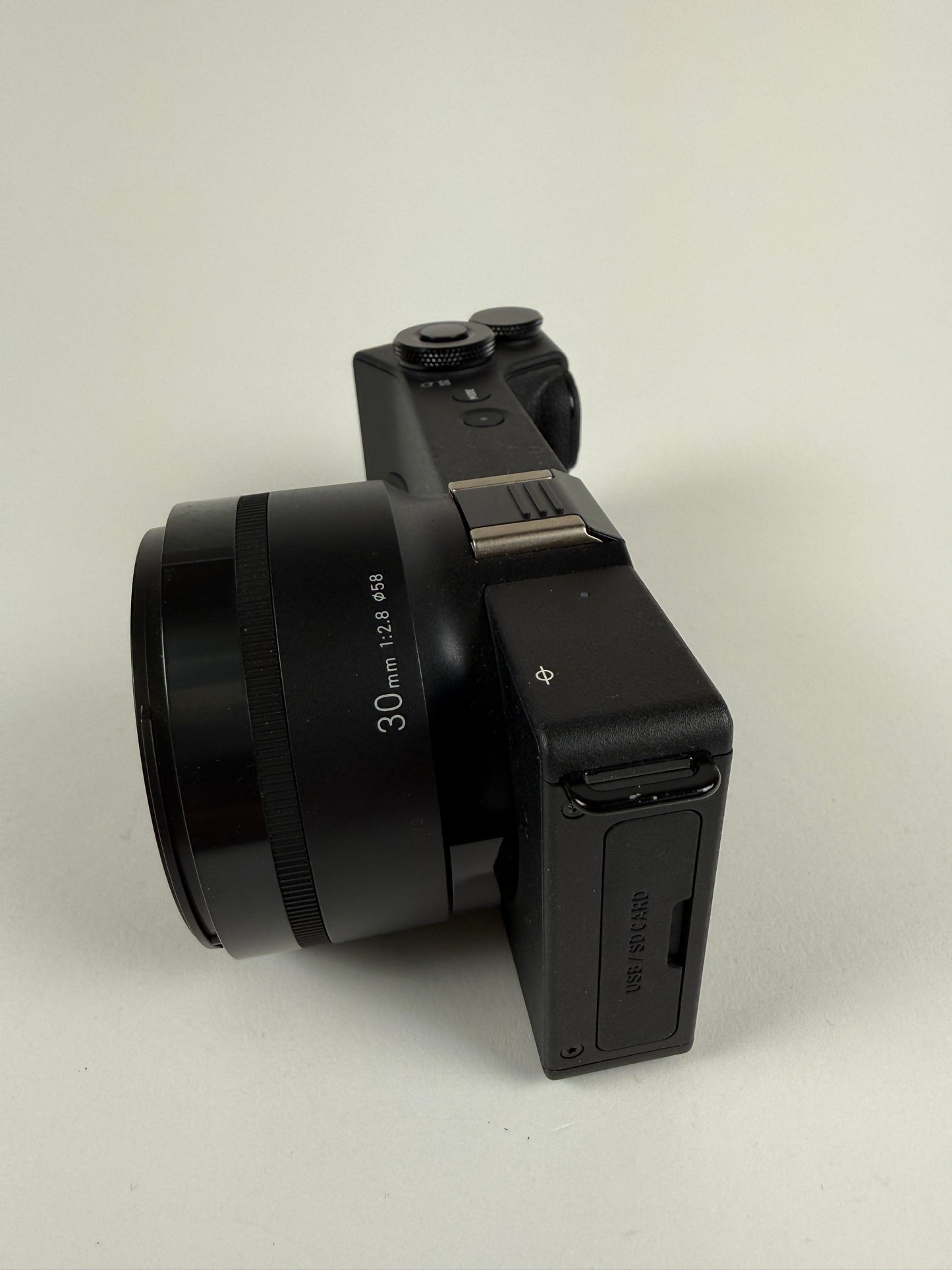 Sigma Quattro DP2 29.0MP Black Digital Camera