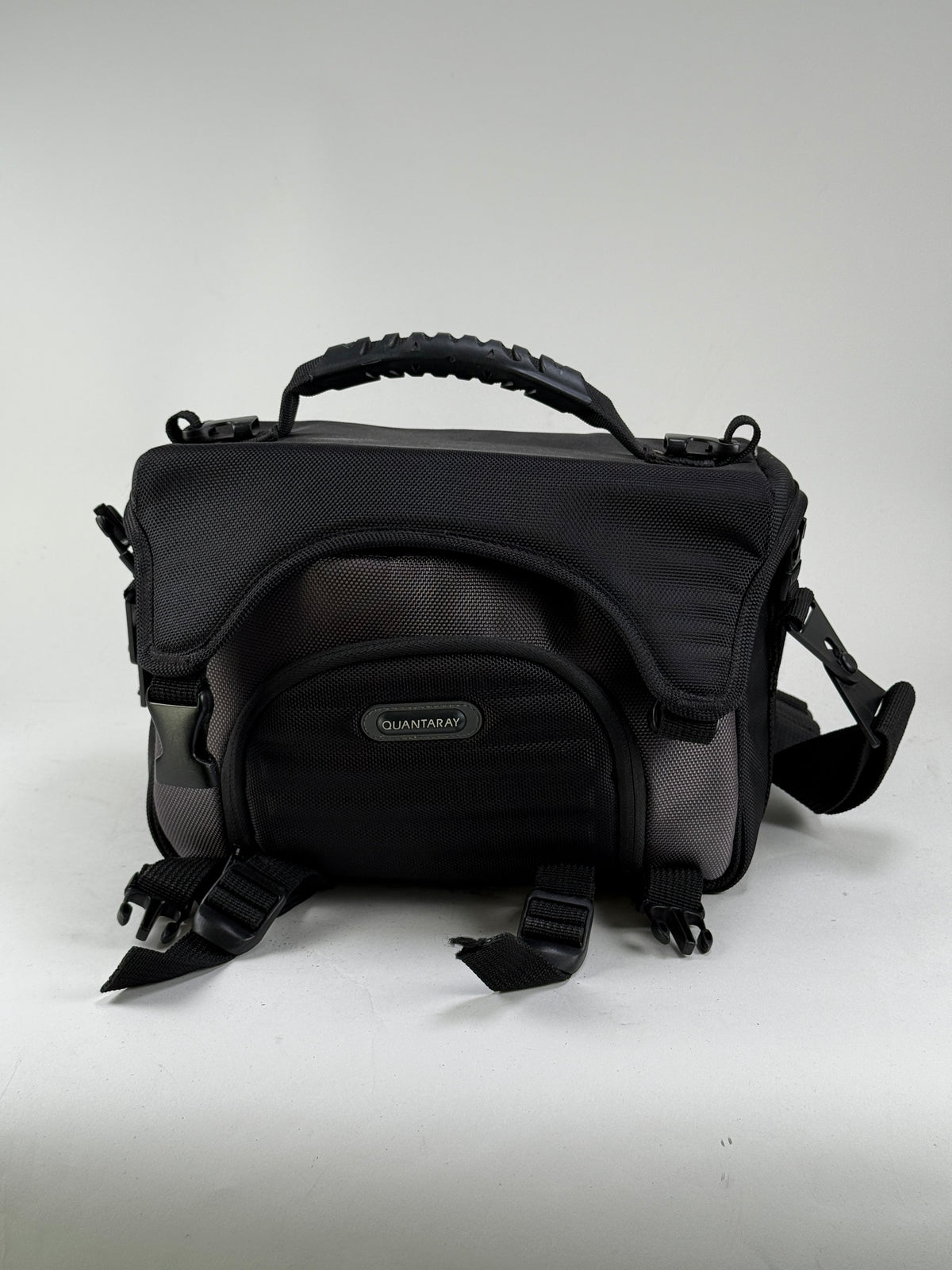Nikon D5000 DSLR digital Camera kit 18-55mm, 55-200mm lens, case