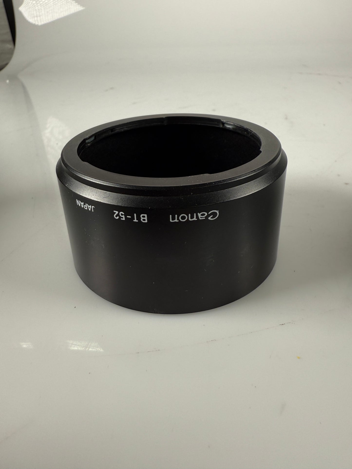 Canon BT-52 Plastic Lens Hood Shade F/FD 85mm F1.8, 100mm F2