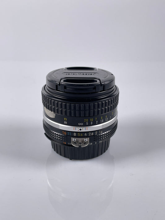 Nikon AIS Nikkor 50mm F1.4 Standard MF Lens