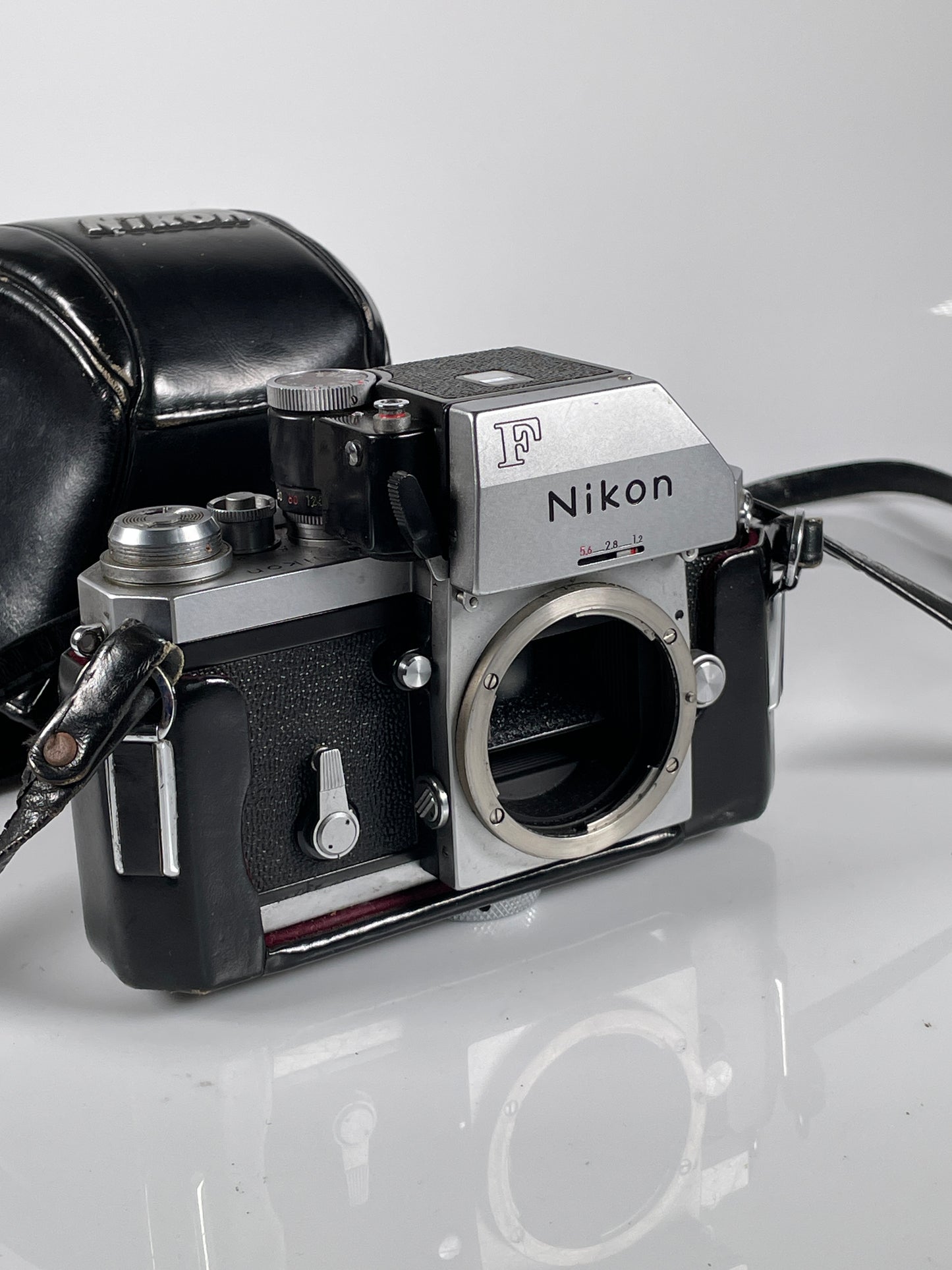 Nikon F Photomic FTN 35mm SLR Chrome Camera Body with case