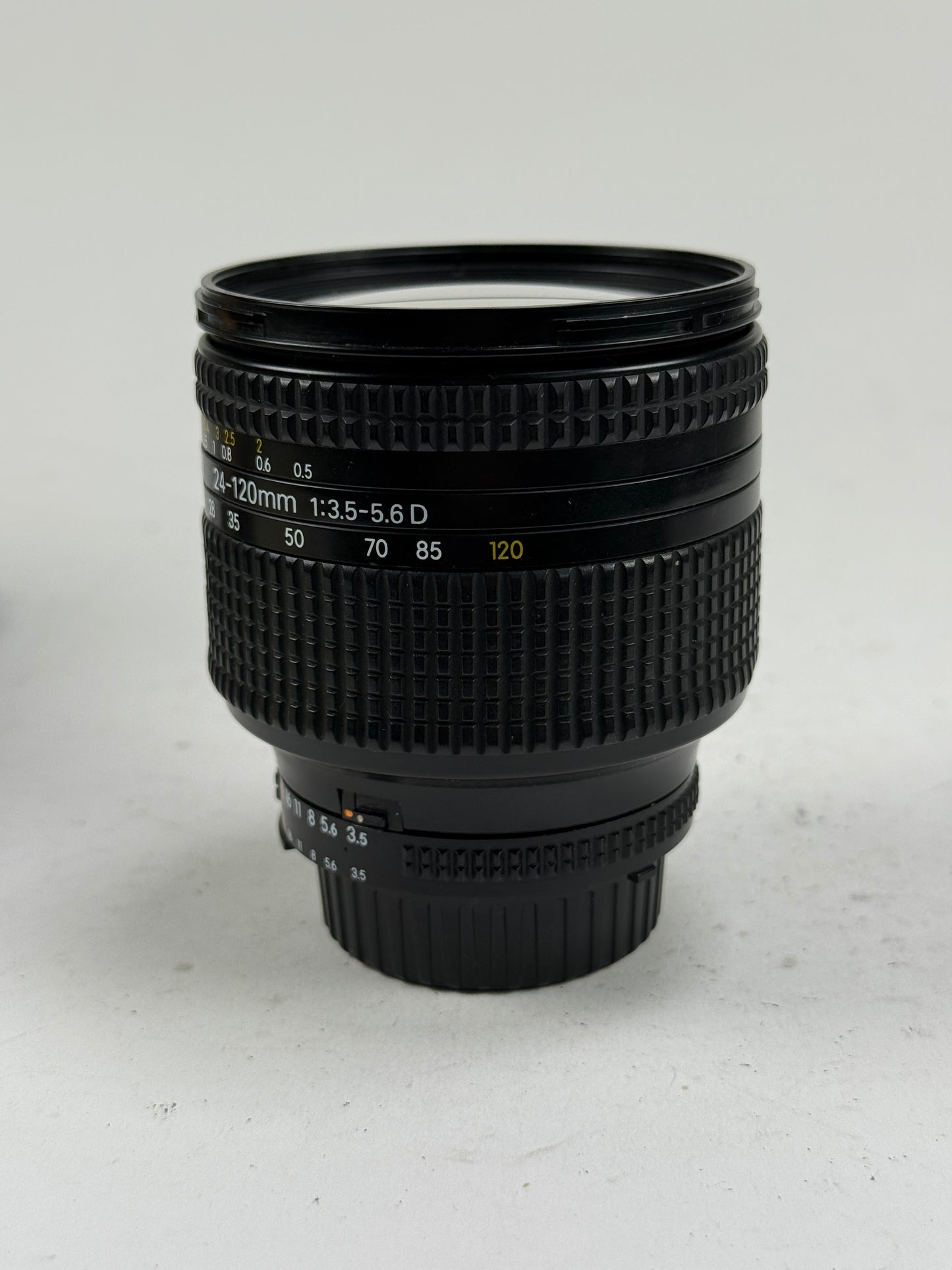 Nikon AF Nikkor 24-120mm F3.5-5.6 D Zoom Lens For F Mount