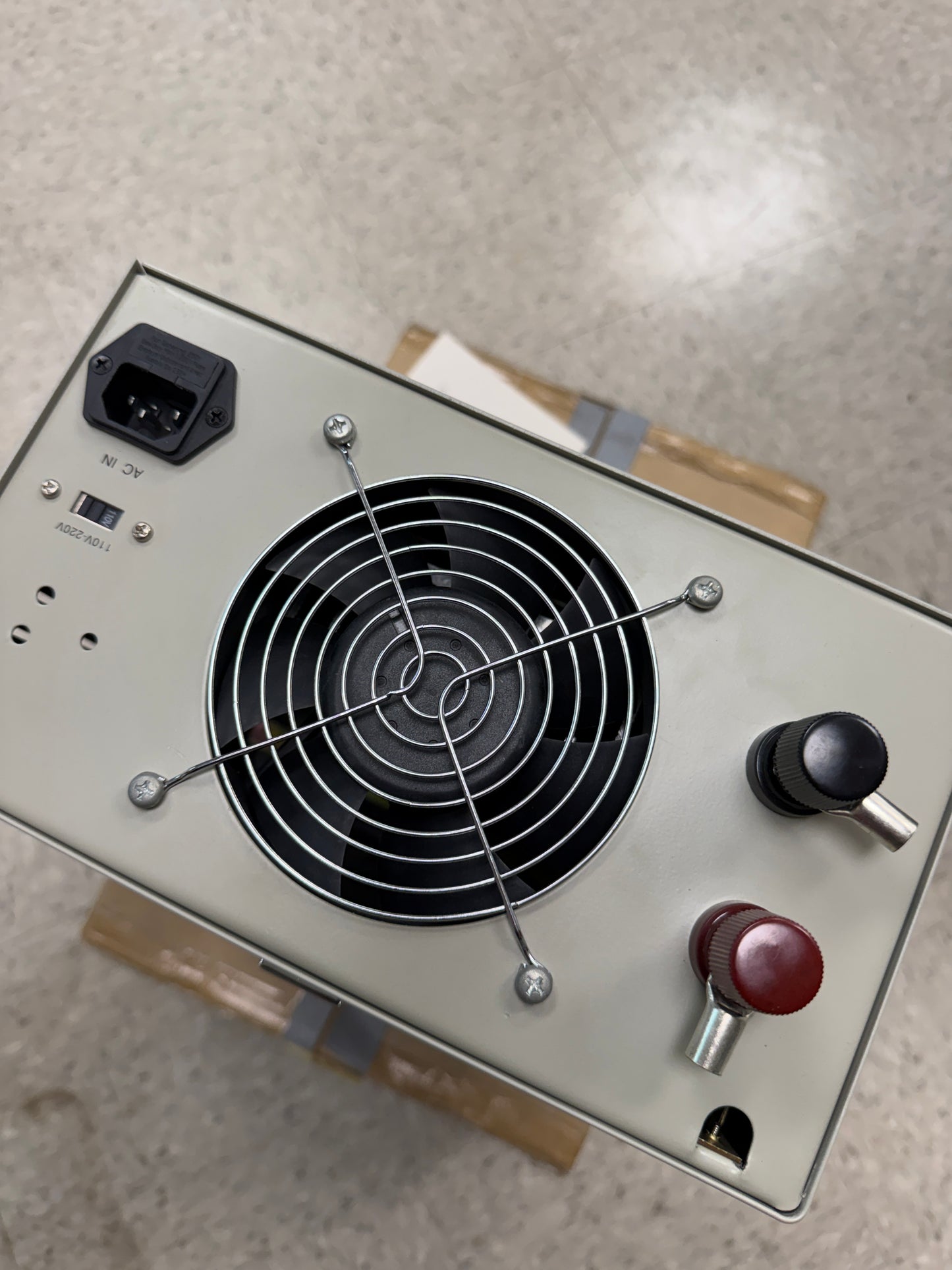 Mastech HY3030EX Variable DC Anodizing Power Supply 30V 30A 110/120VAC 203C