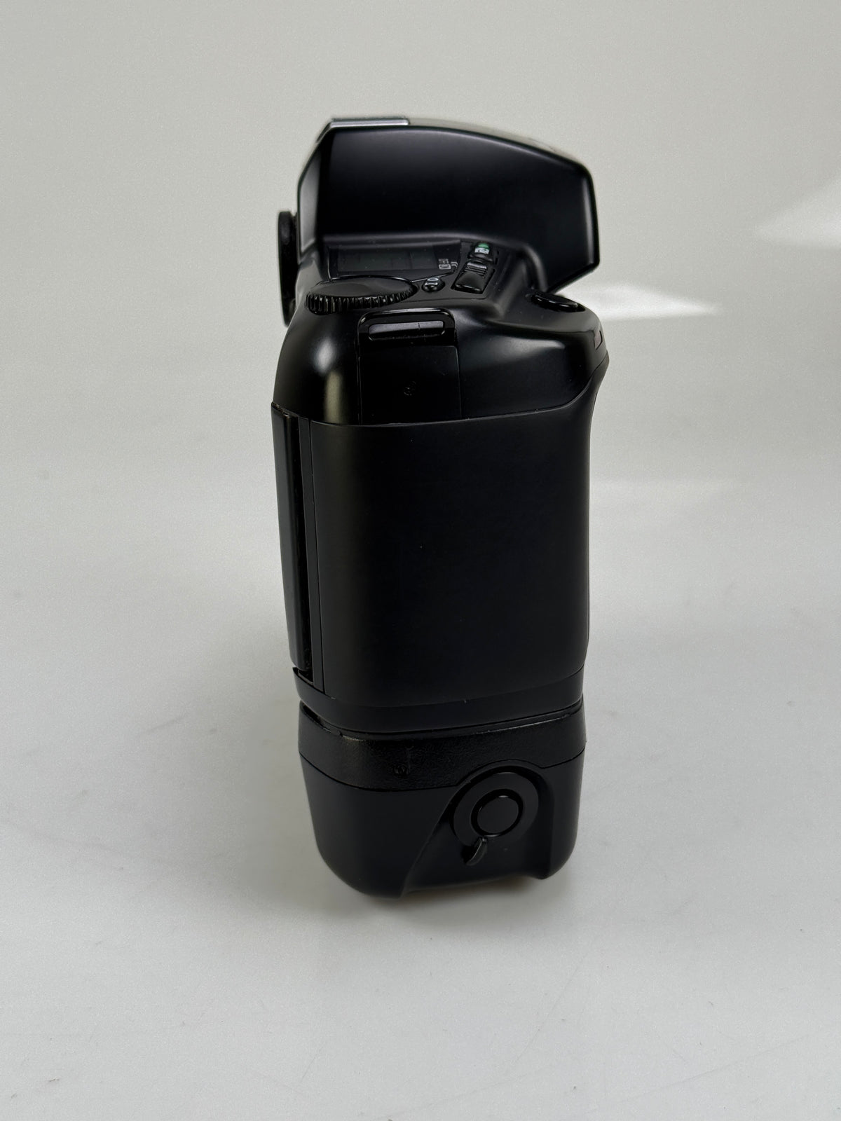 Nikon N90s AF SLR Film Camera Body w MB-10 Grip