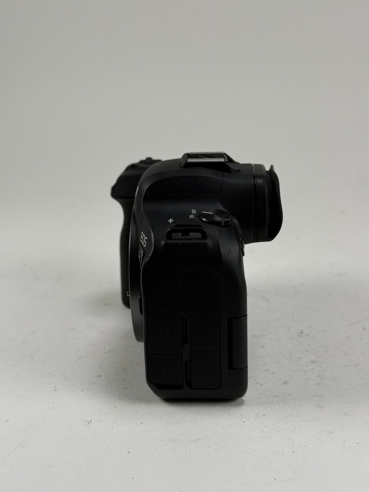 Canon EOS R6 20MP Full-Frame Mirrorless Camera Body