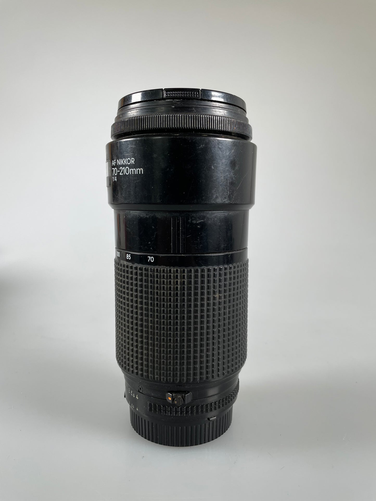 Nikon AF Nikkor 70-210mm f4 Zoom Lens
