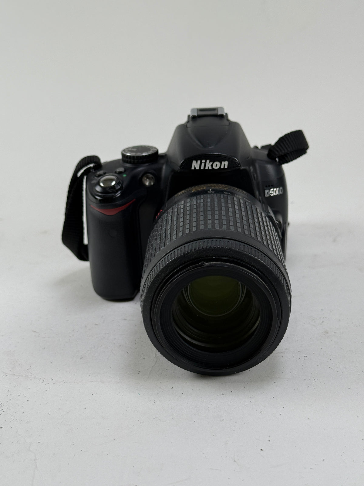 Nikon D5000 DSLR digital Camera kit 18-55mm, 55-200mm lens, case
