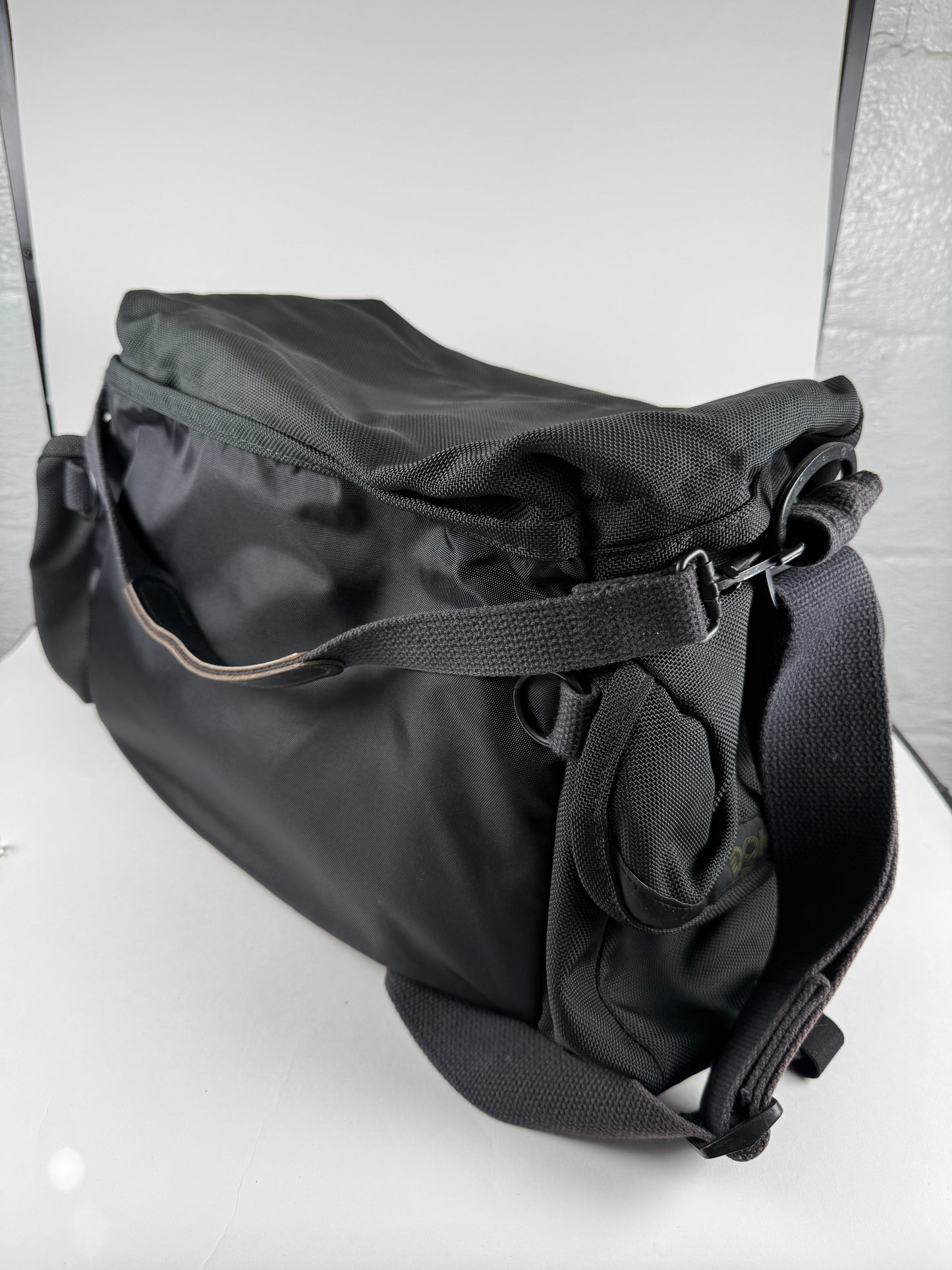 Domke J-1 Journalist Camera Bag black with insert