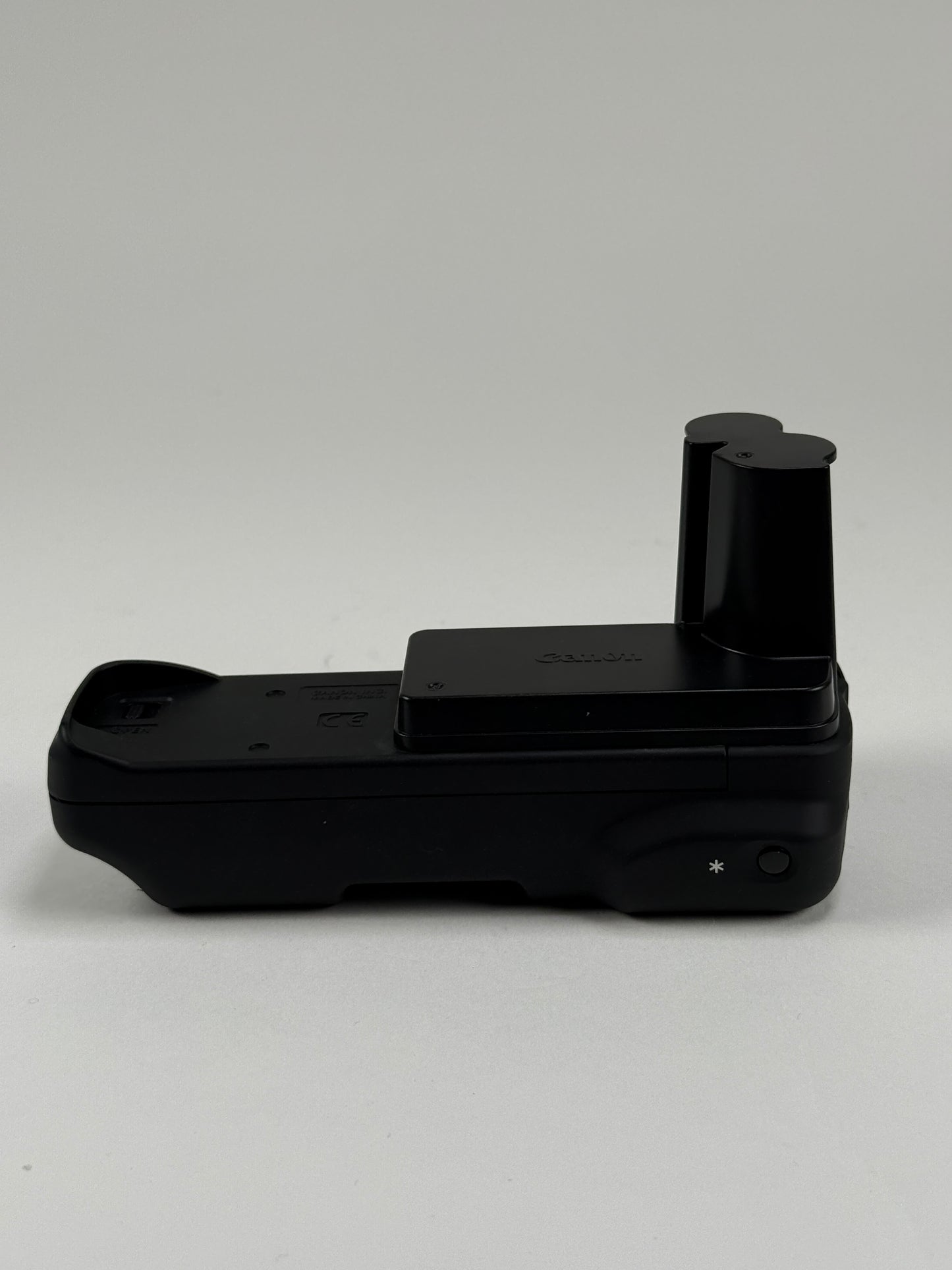 Canon BP-300 Battery Pack Vertical Grip For EOS Elan 7 & 7E