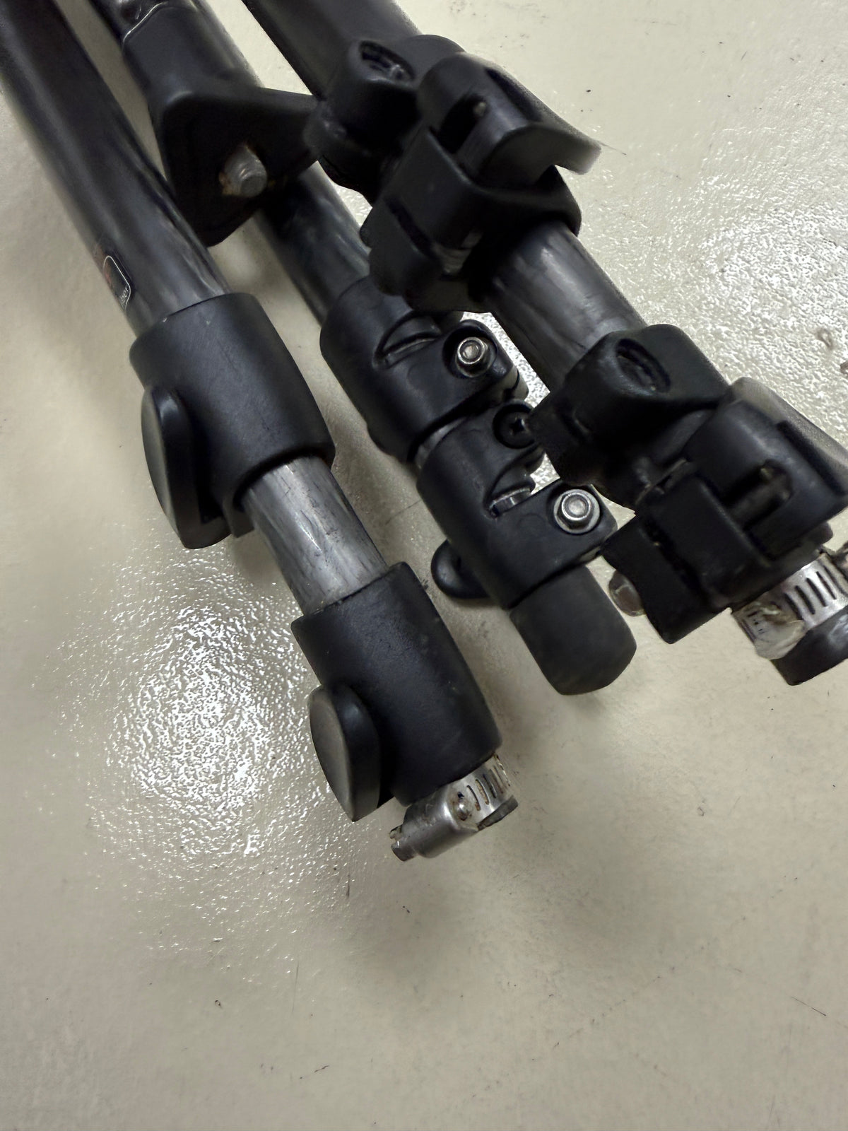 Manfrotto 190cx3 carbon fiber Tripod/ Manfrotto 484rc2 Tripod Head