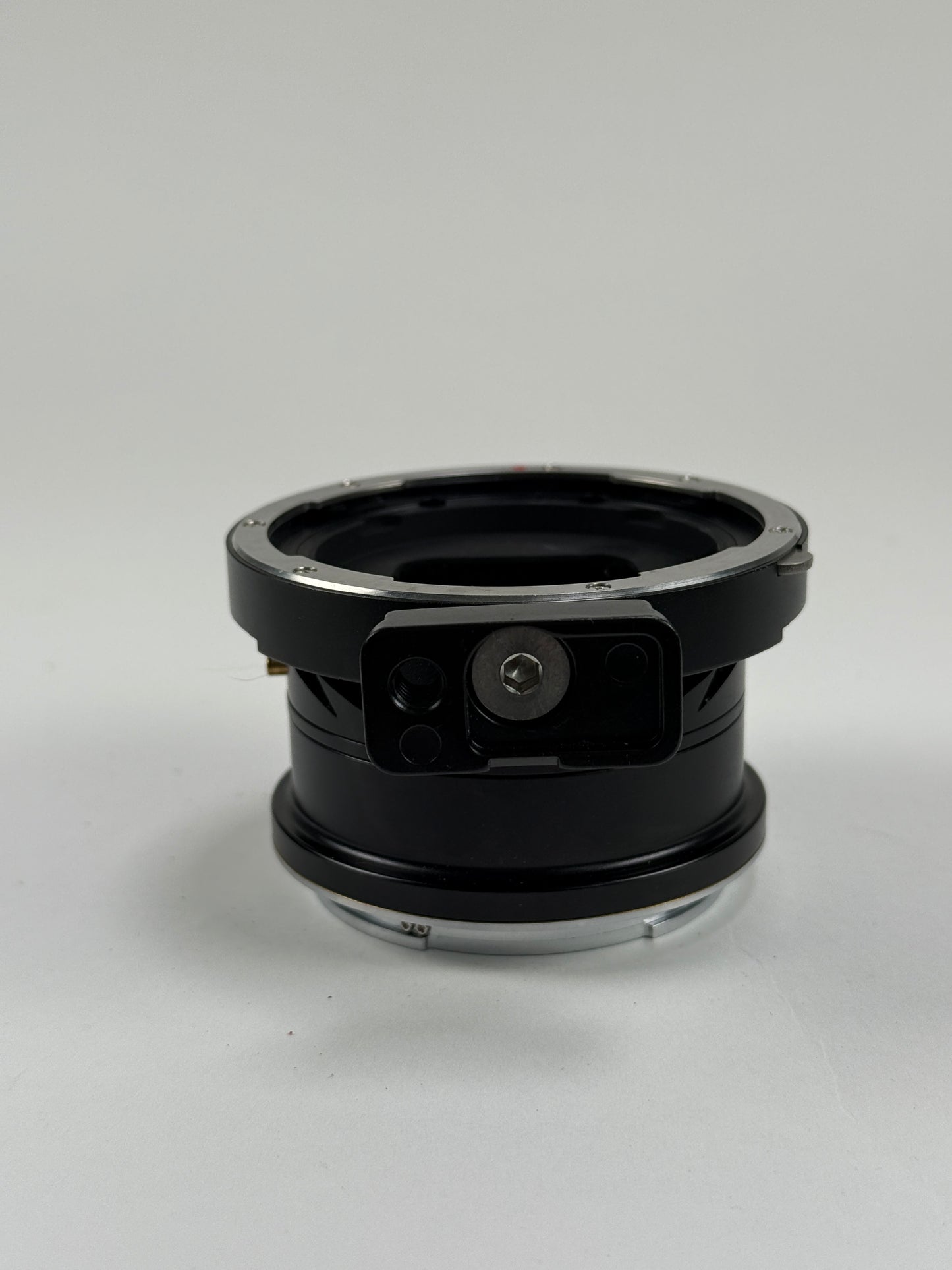 Fotodiox Pro TLT ROKR Tilt-Shift Adapter Hasselblad HB to Fujifilm GFX Body