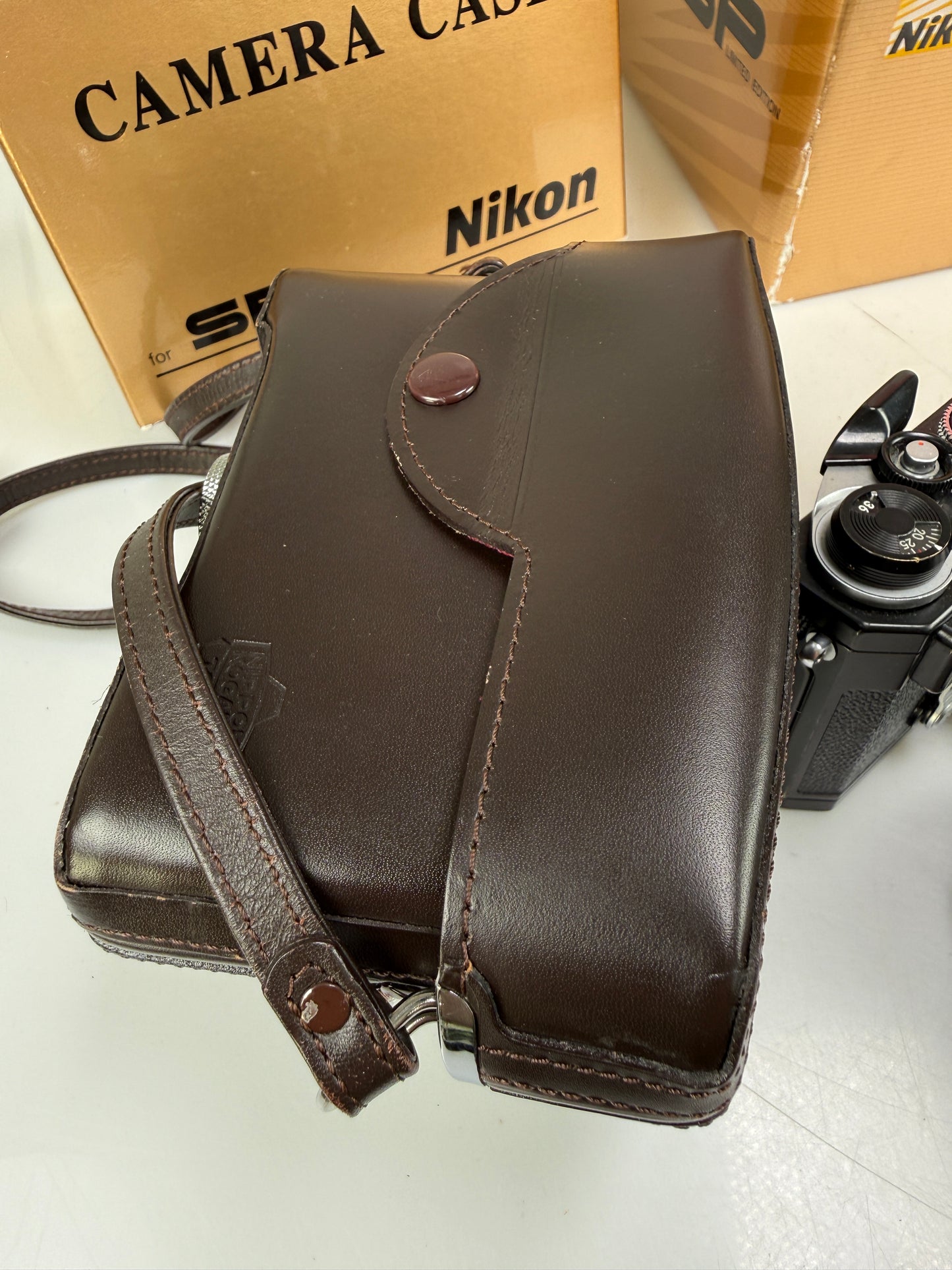 Nikon SP Limited Edition Black Body w/ 3.5cm 35mm f1.8 lens kit