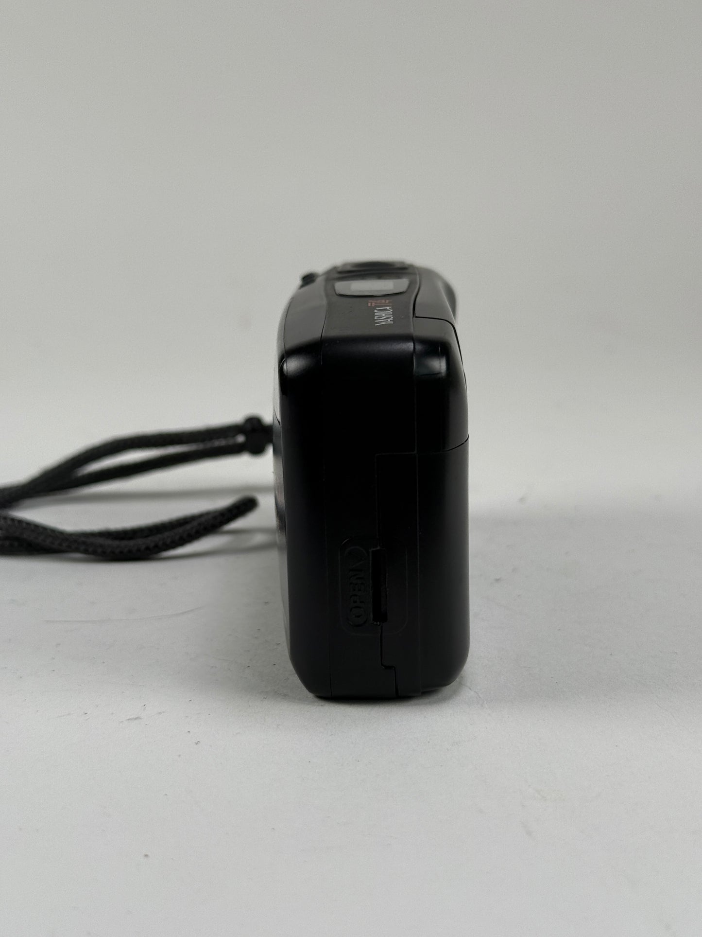Yashica T4 T* Carl Zeiss 35mm F3.5 Lens Camera black