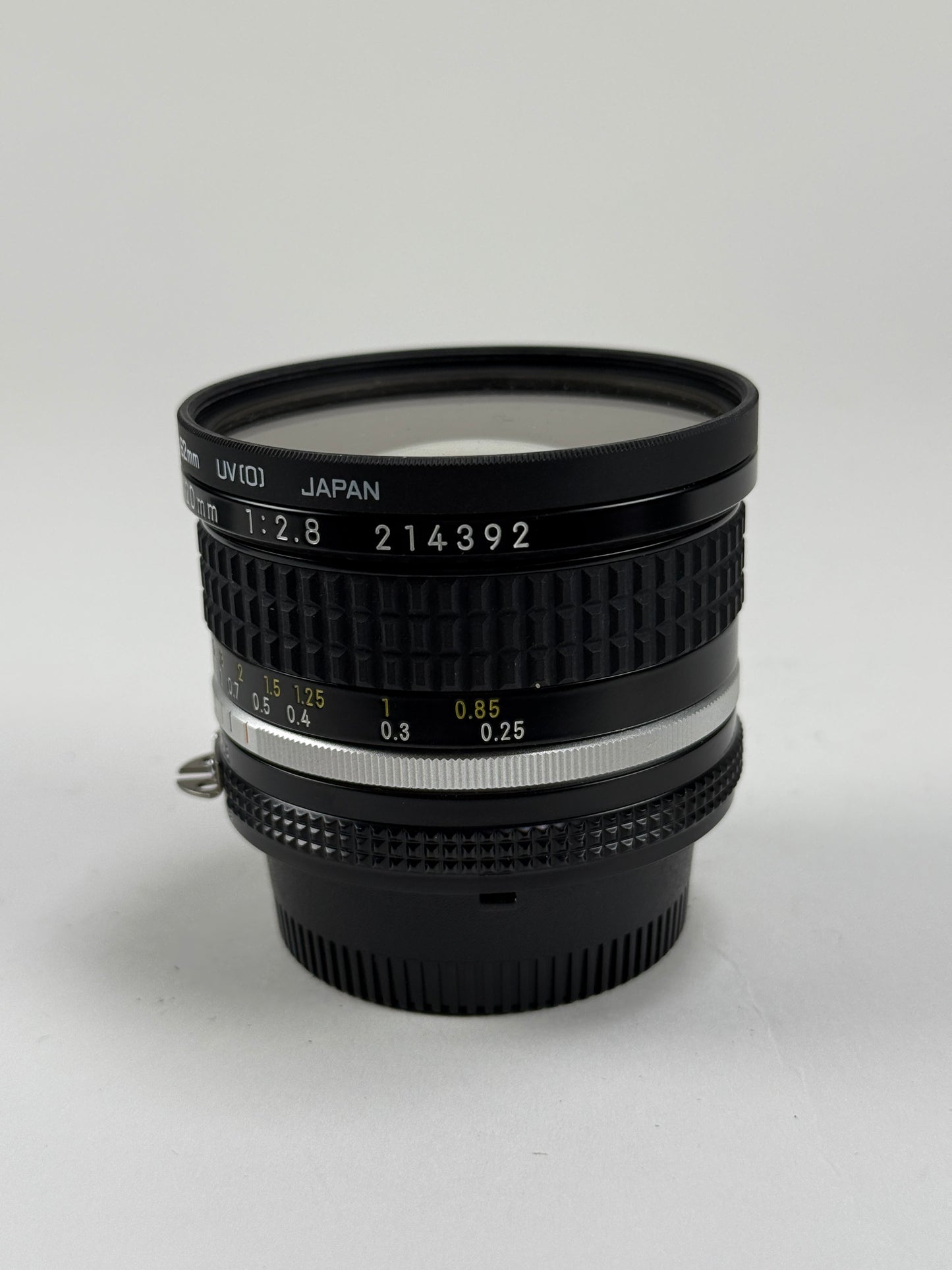 Nikon Nikkor Ai-s 20mm f2.8 Wide Angle MF Lens Ais
