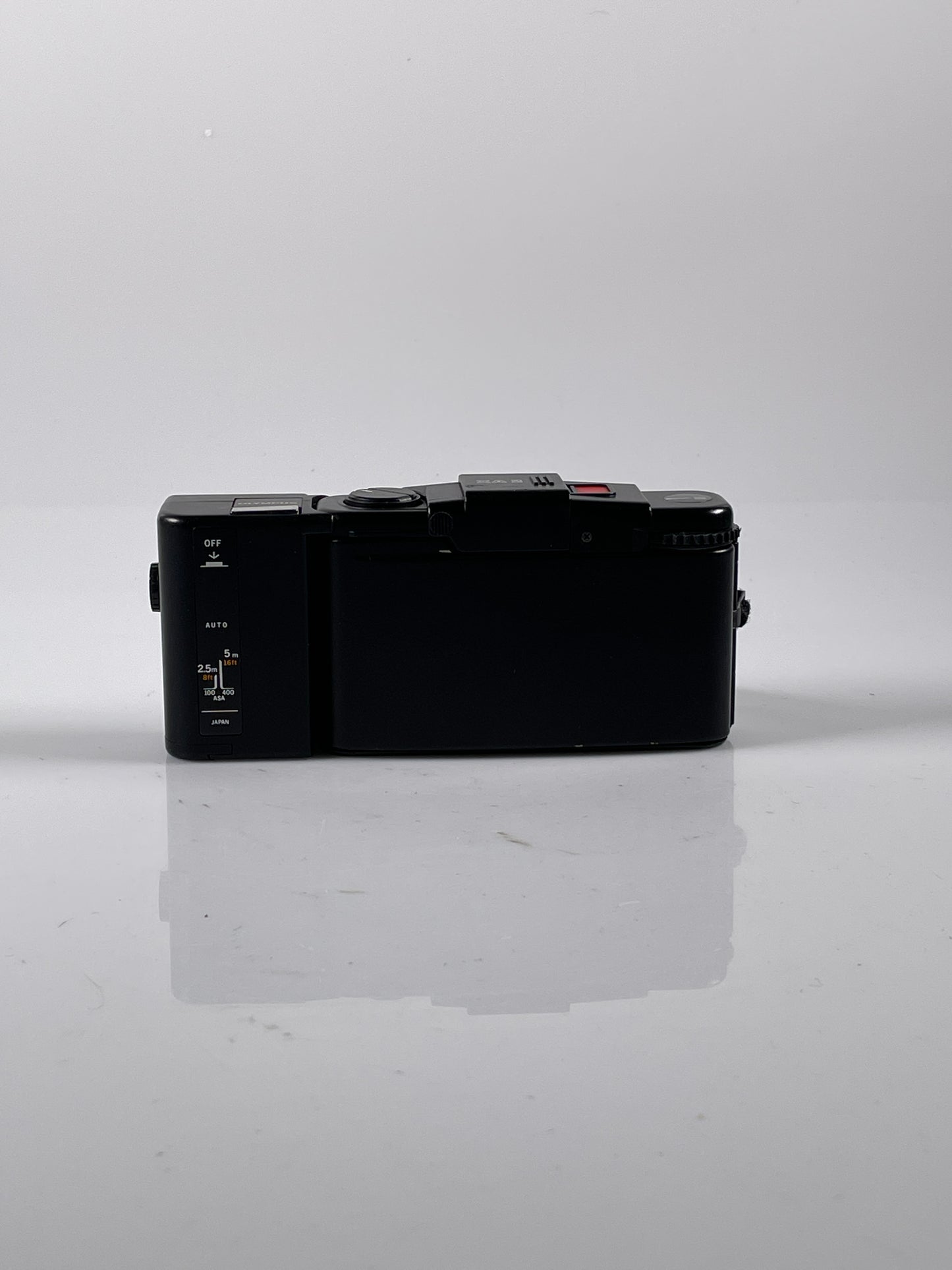 Olympus XA2 35mm Rangefinder Camera 35mm f3.5 with A11 flash