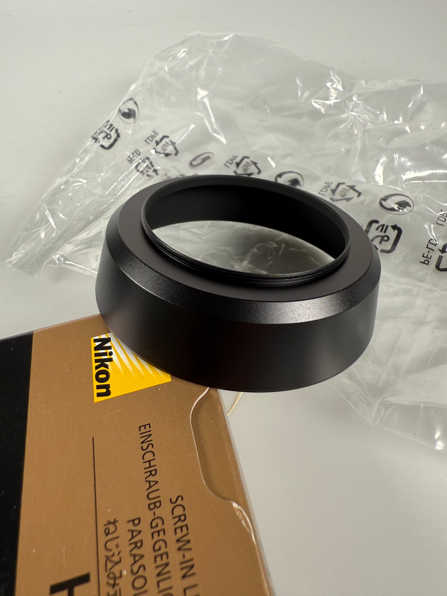 Nikon HN-3 Lens Hood Shade (52mm Screw-In)