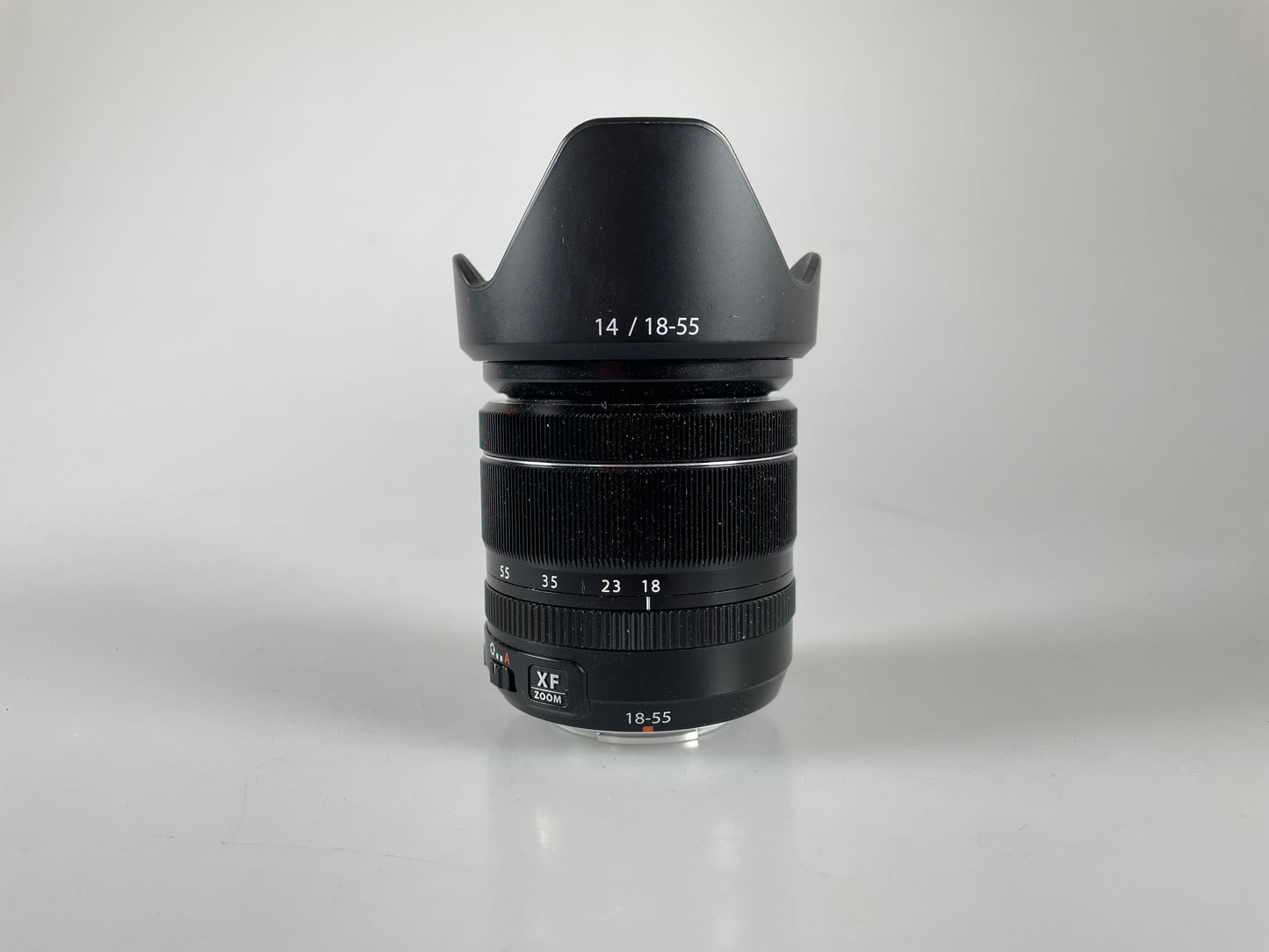 Fuji Fujifilm XF 18-55mm f2.8-4 Fujinon R LM OIS EBC ASPH Lens X-Mount