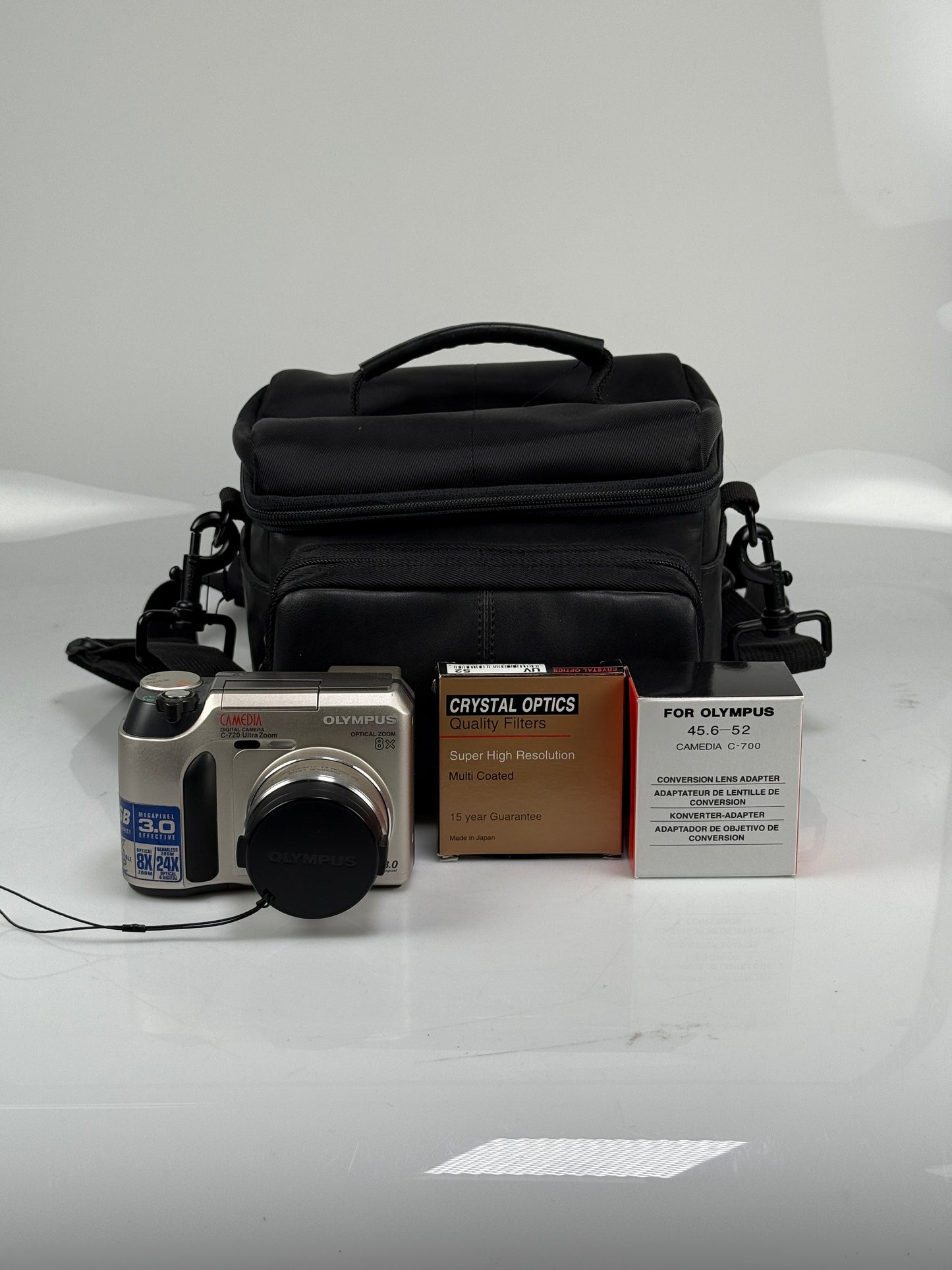 Vintage Olympus Camedia C-720 Ultra Zoom Digital Camera With Case