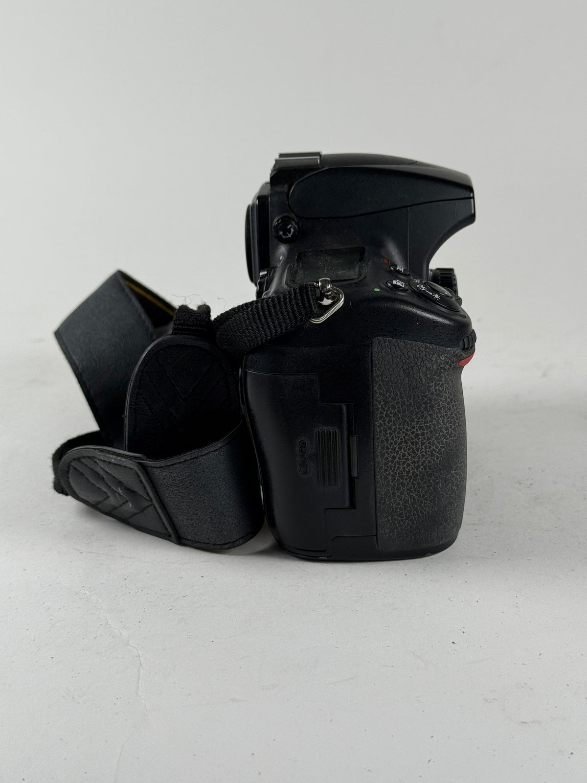 Nikon D700 12.1MP Digital SLR Camera Body