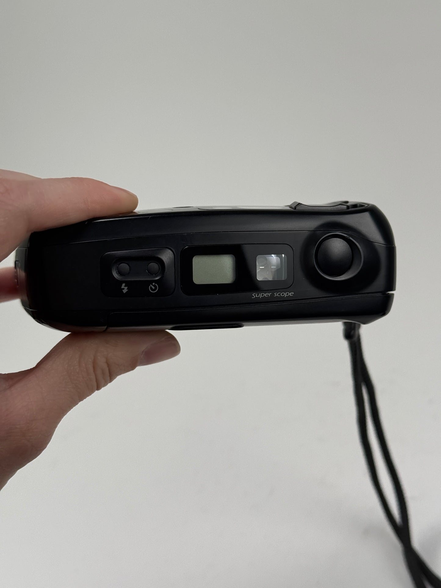 Yashica T4 T* Carl Zeiss 35mm F3.5 Lens Camera black