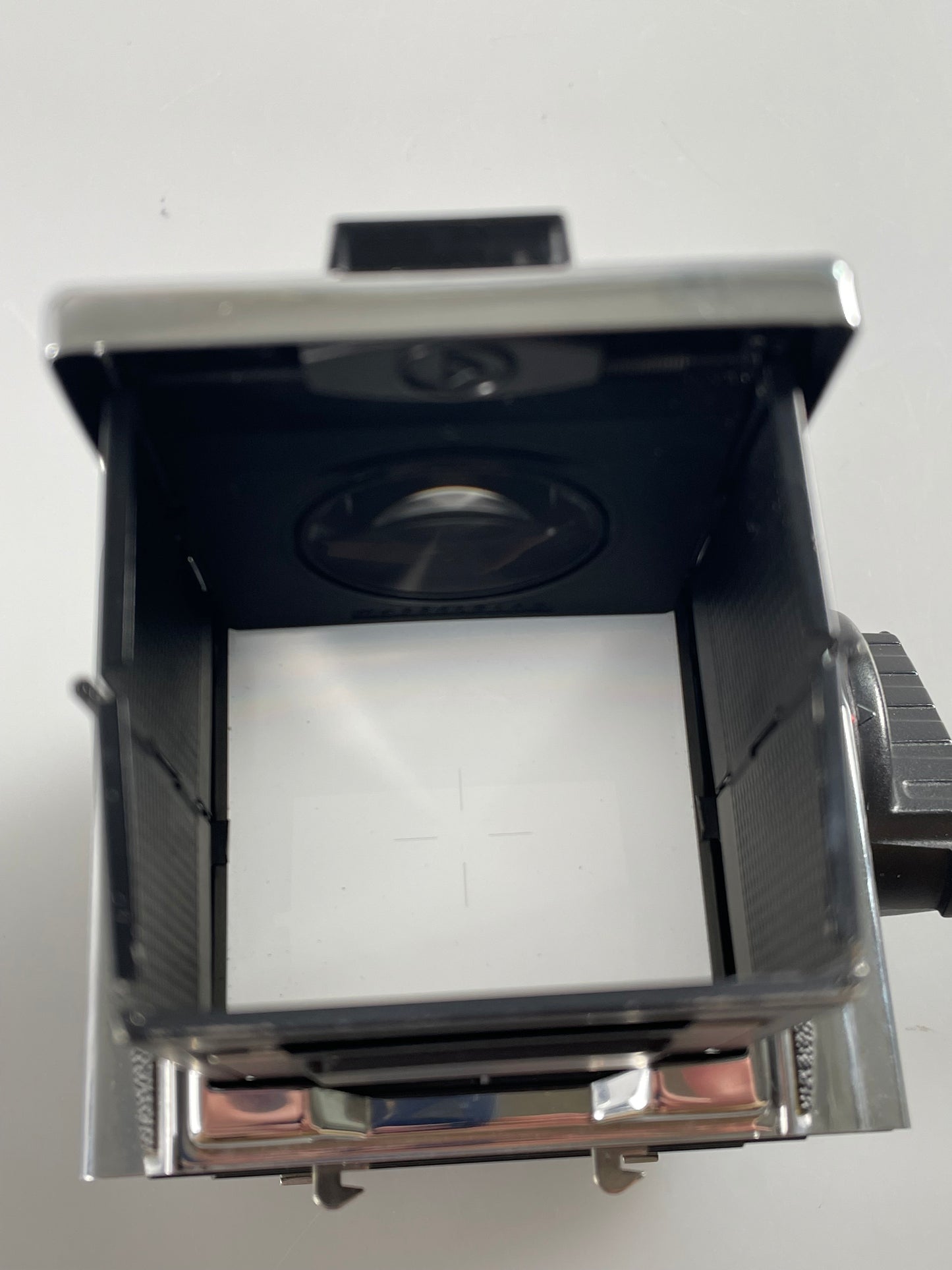 Hasselblad 501CM Medium Format Film Camera Body chrome, wlf waist level, acute focusing screen