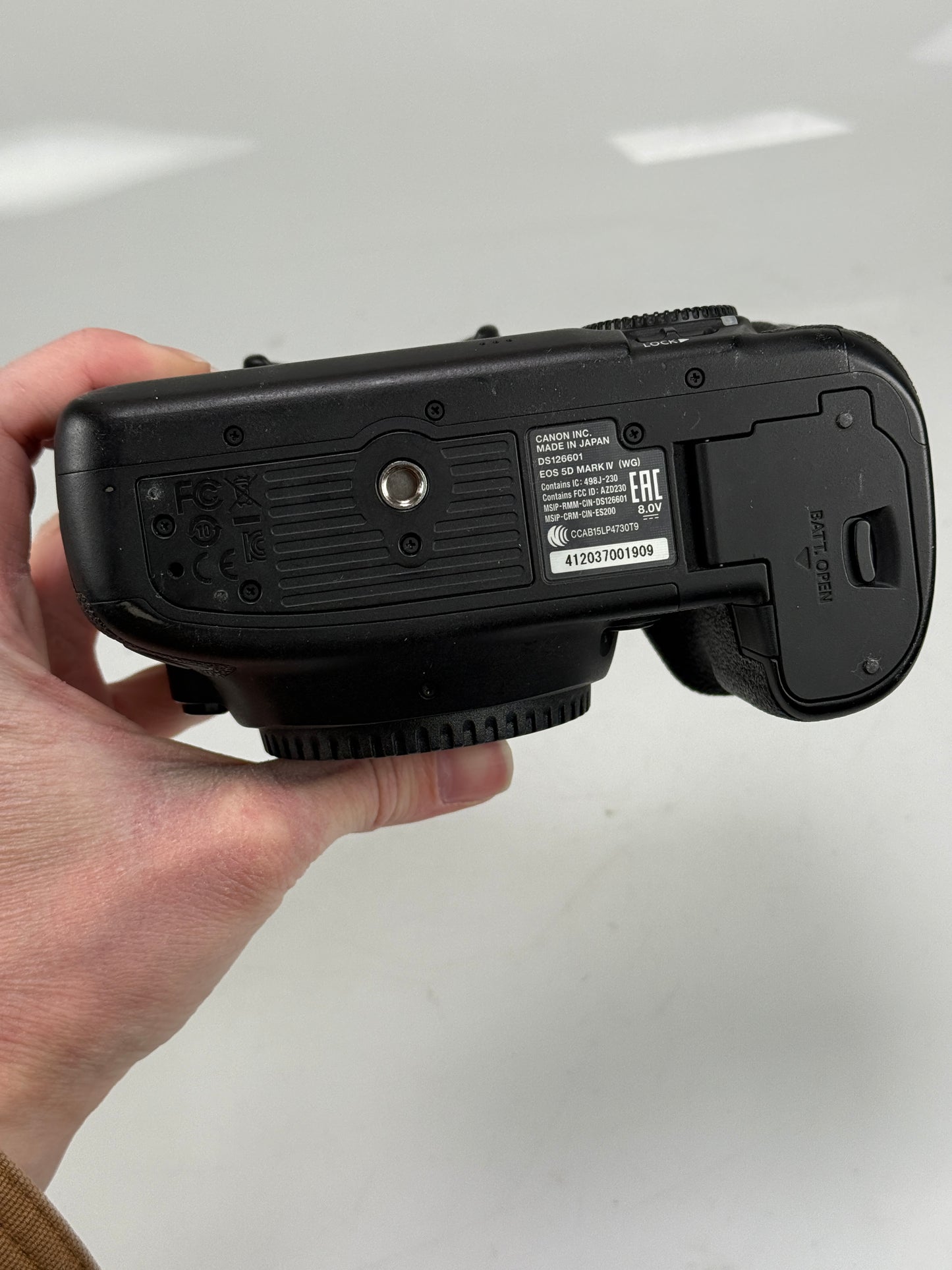 Canon EOS 5D Mark IV 30.4MP Digital SLR Camera Body