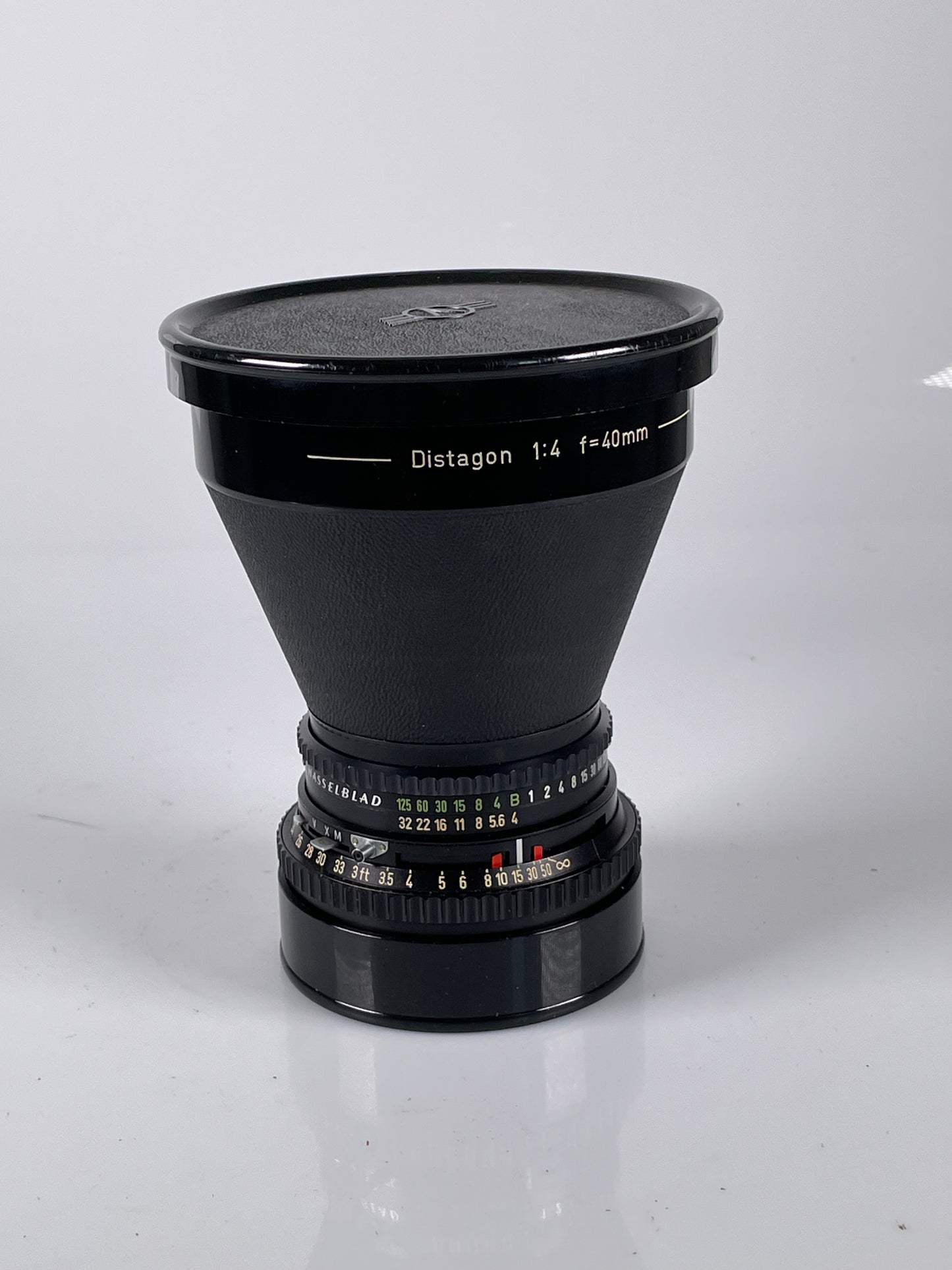 Hasselblad Carl Zeiss C Distagon 40mm f4 Lens with case