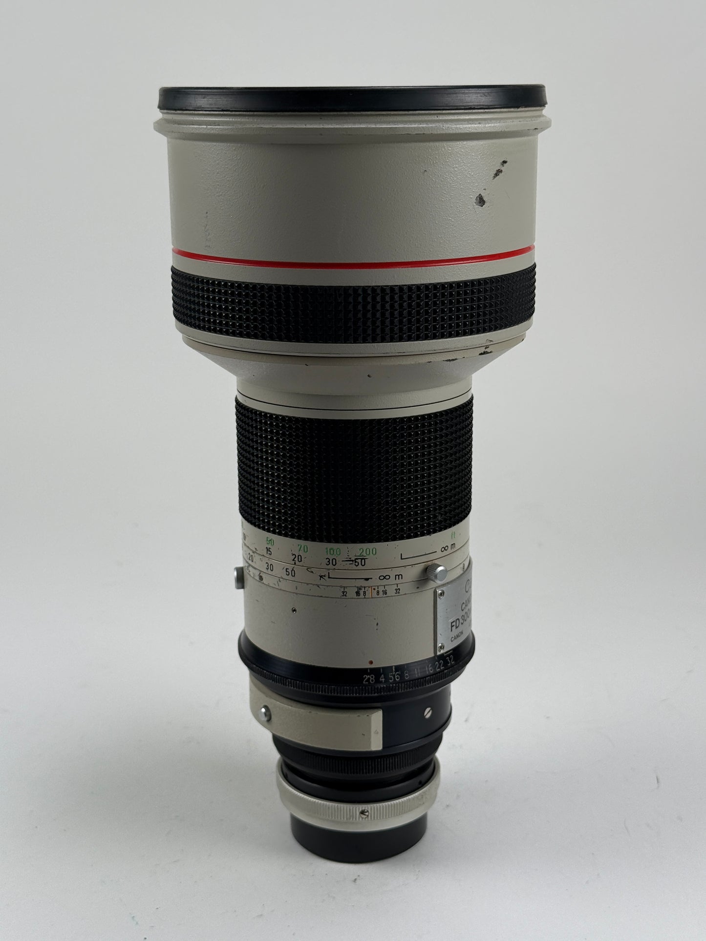 Canon FD 300mm f2.8 L Telephoto lens